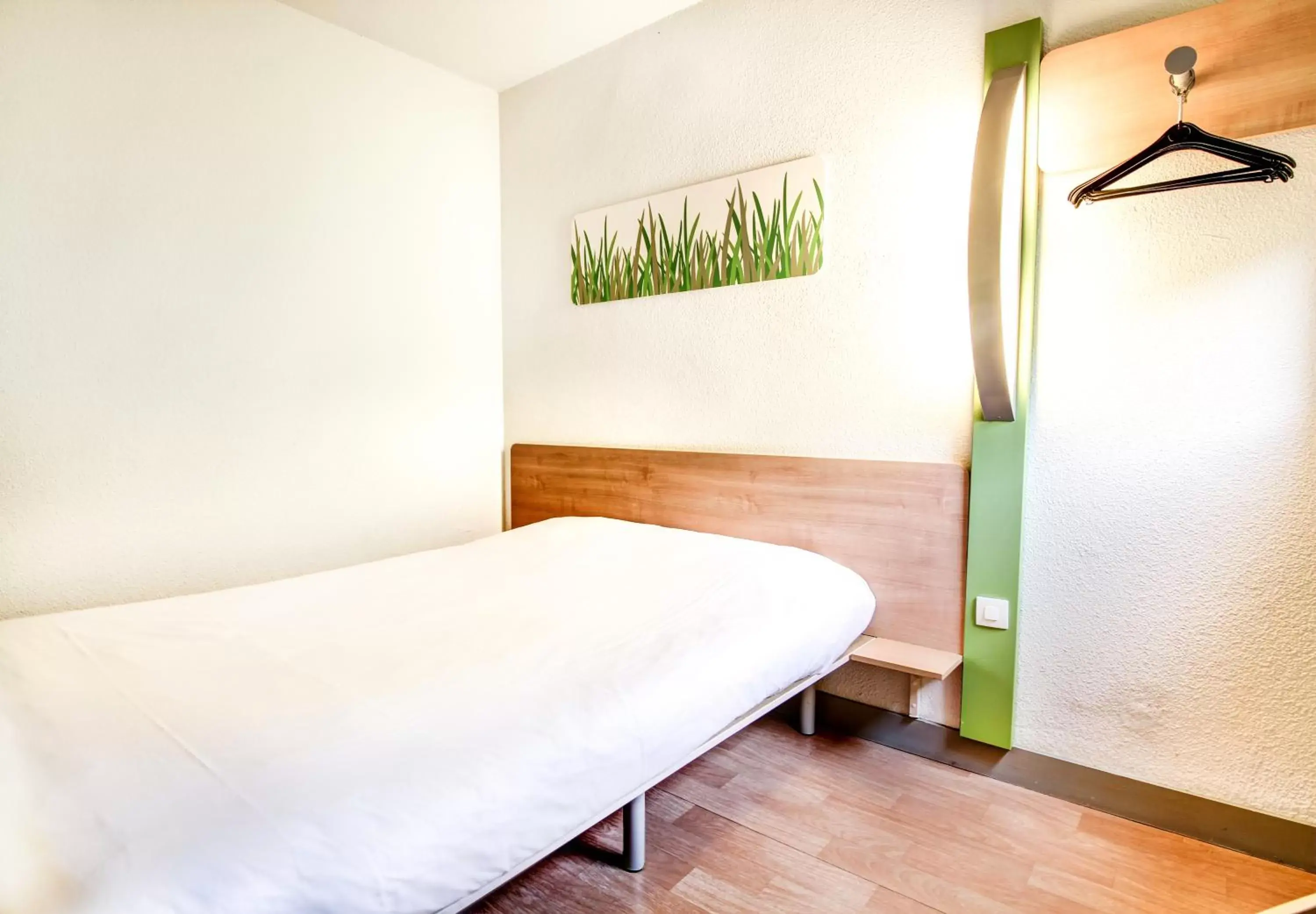 Bed, Room Photo in ibis budget Chateaudun