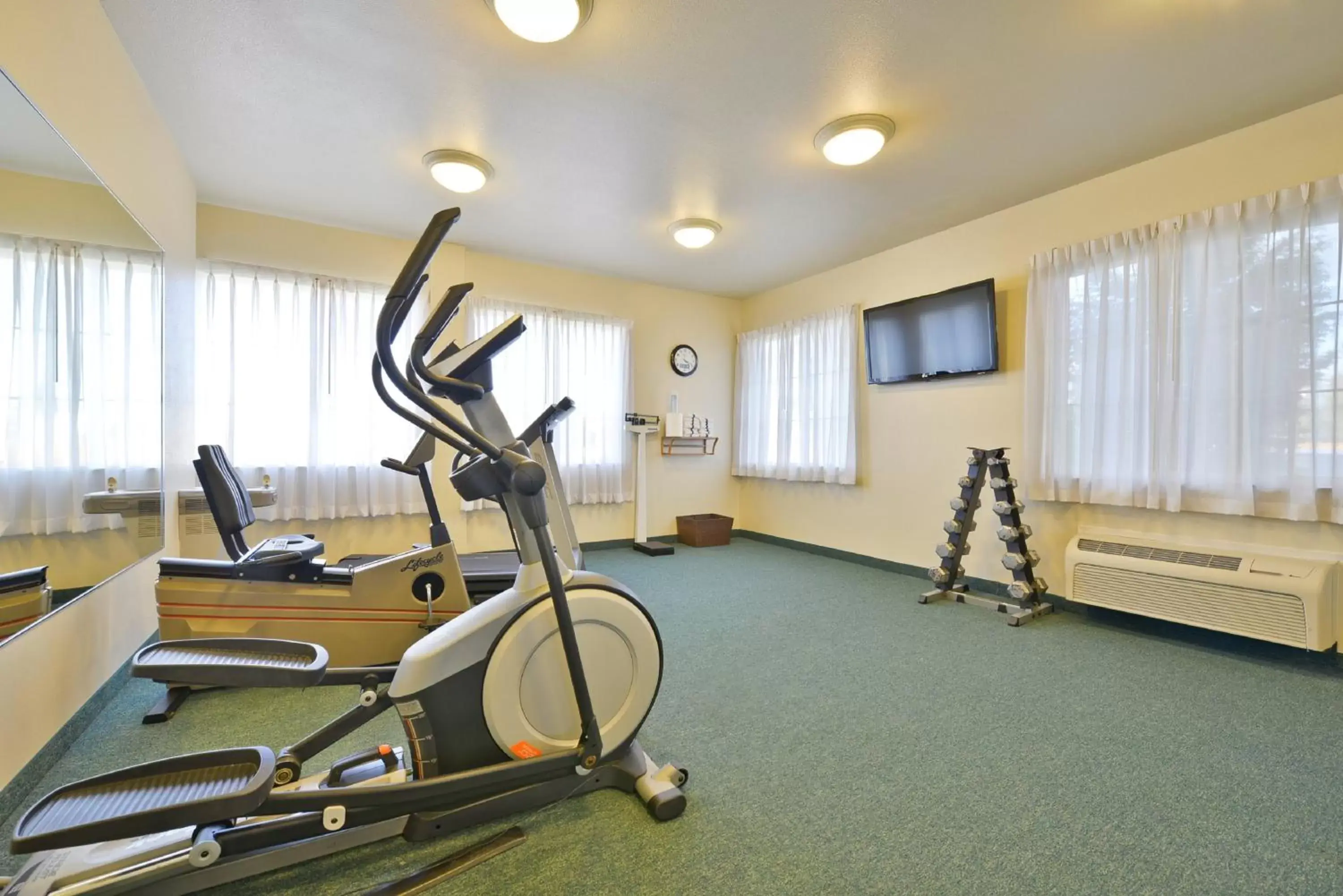 Fitness centre/facilities, Fitness Center/Facilities in Holiday Inn Express Hotel & Suites Tacoma South - Lakewood, an IHG Hotel