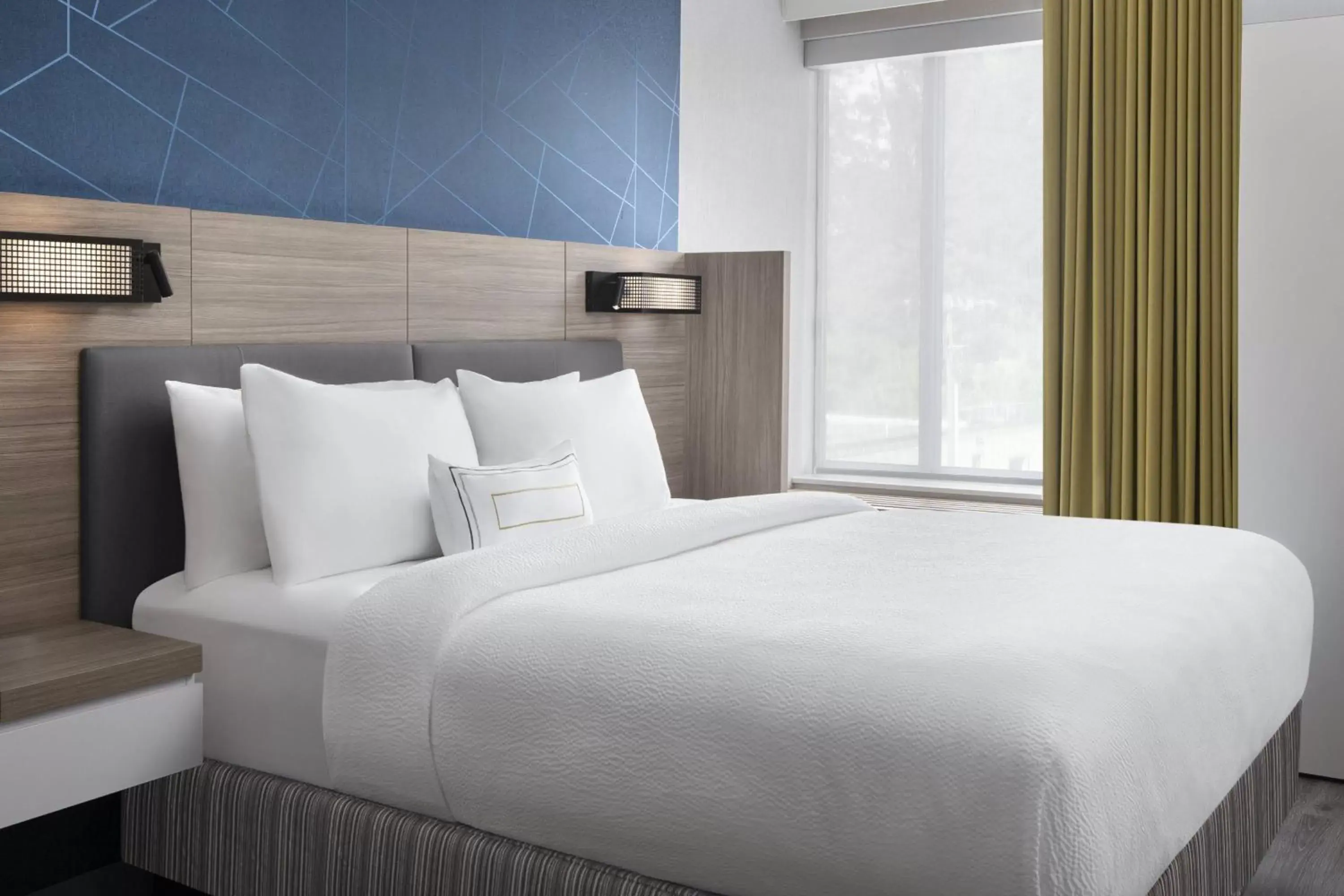 Bedroom, Bed in SpringHill Suites by Marriott Tuckahoe Westchester County
