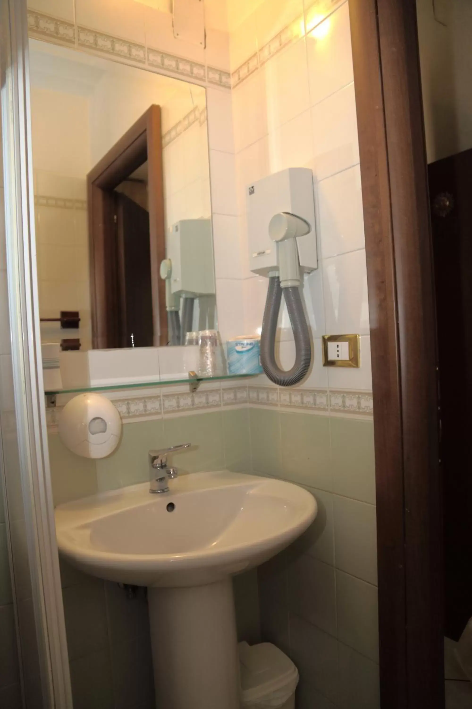 Bathroom in Hotel Sol Levante