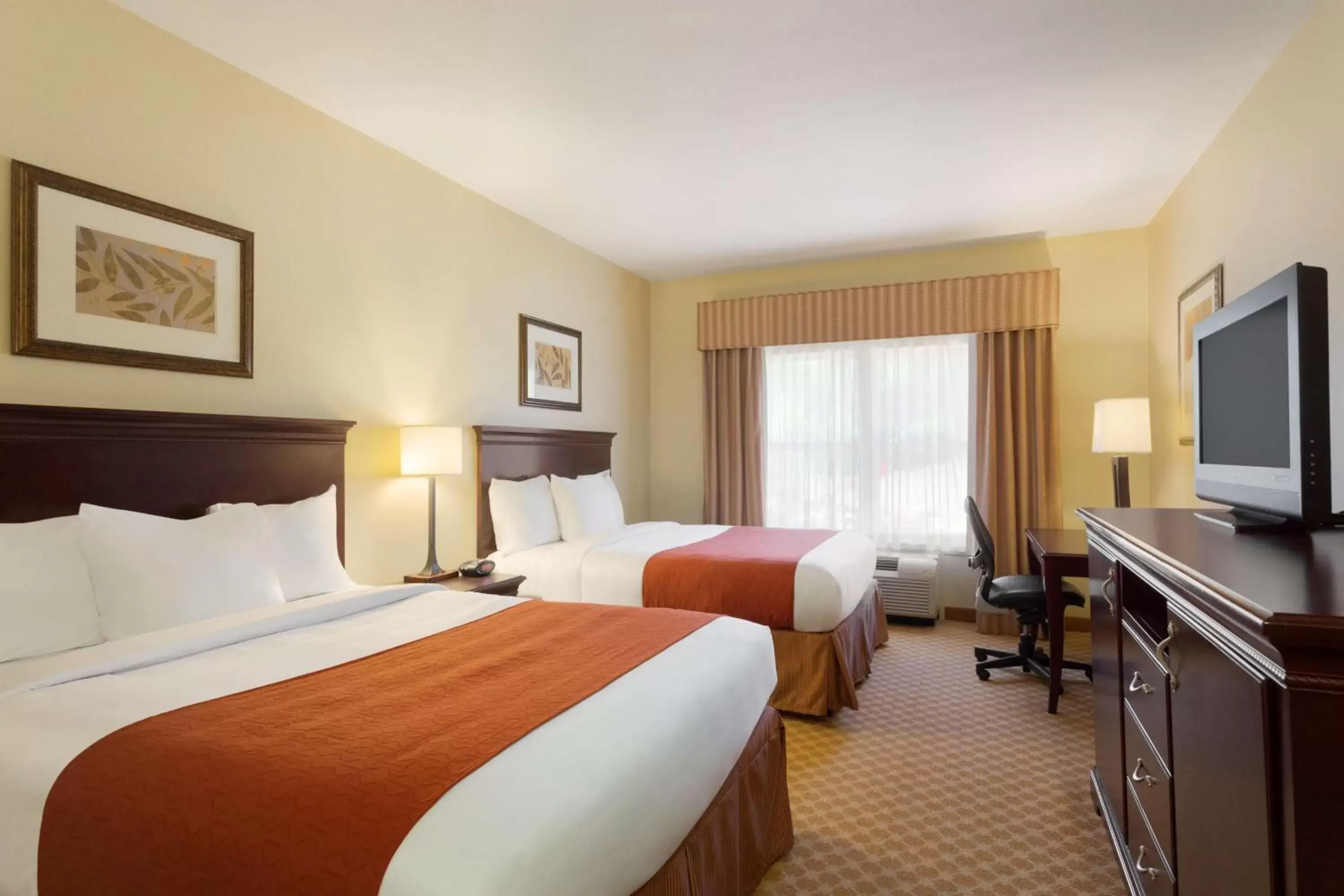 Photo of the whole room, Bed in Country Inn & Suites by Radisson, Pineville, LA