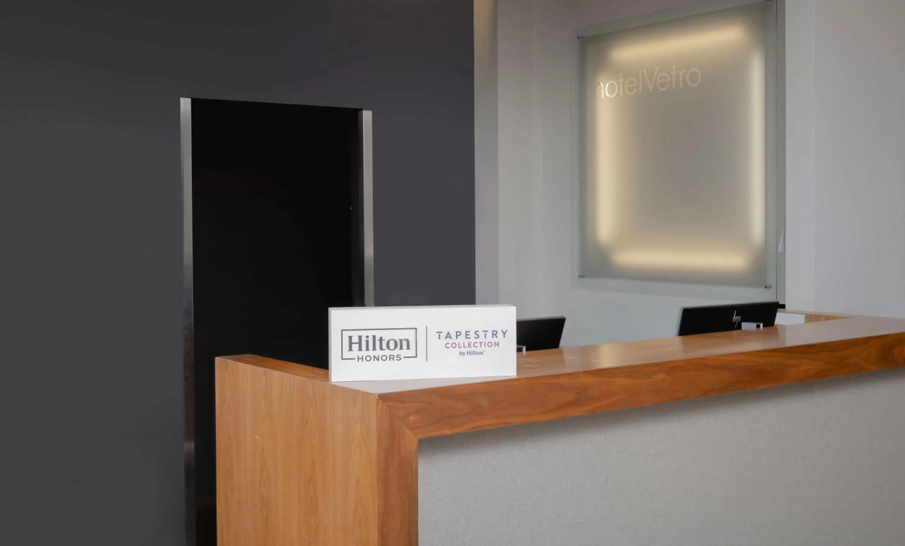 Lobby or reception in Hotelvetro Iowa City, Tapestry Collection By Hilton