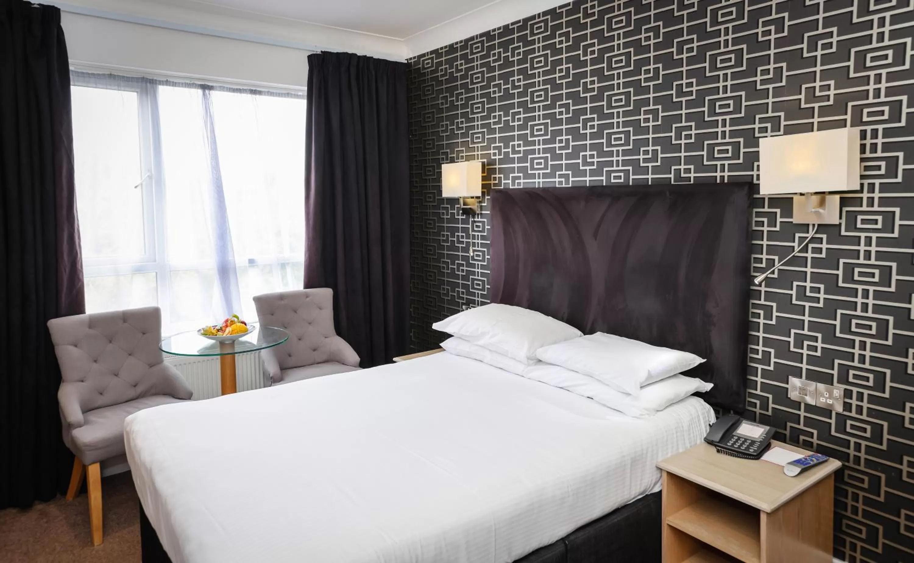 Bed in Cumberland Hotel - OCEANA COLLECTION