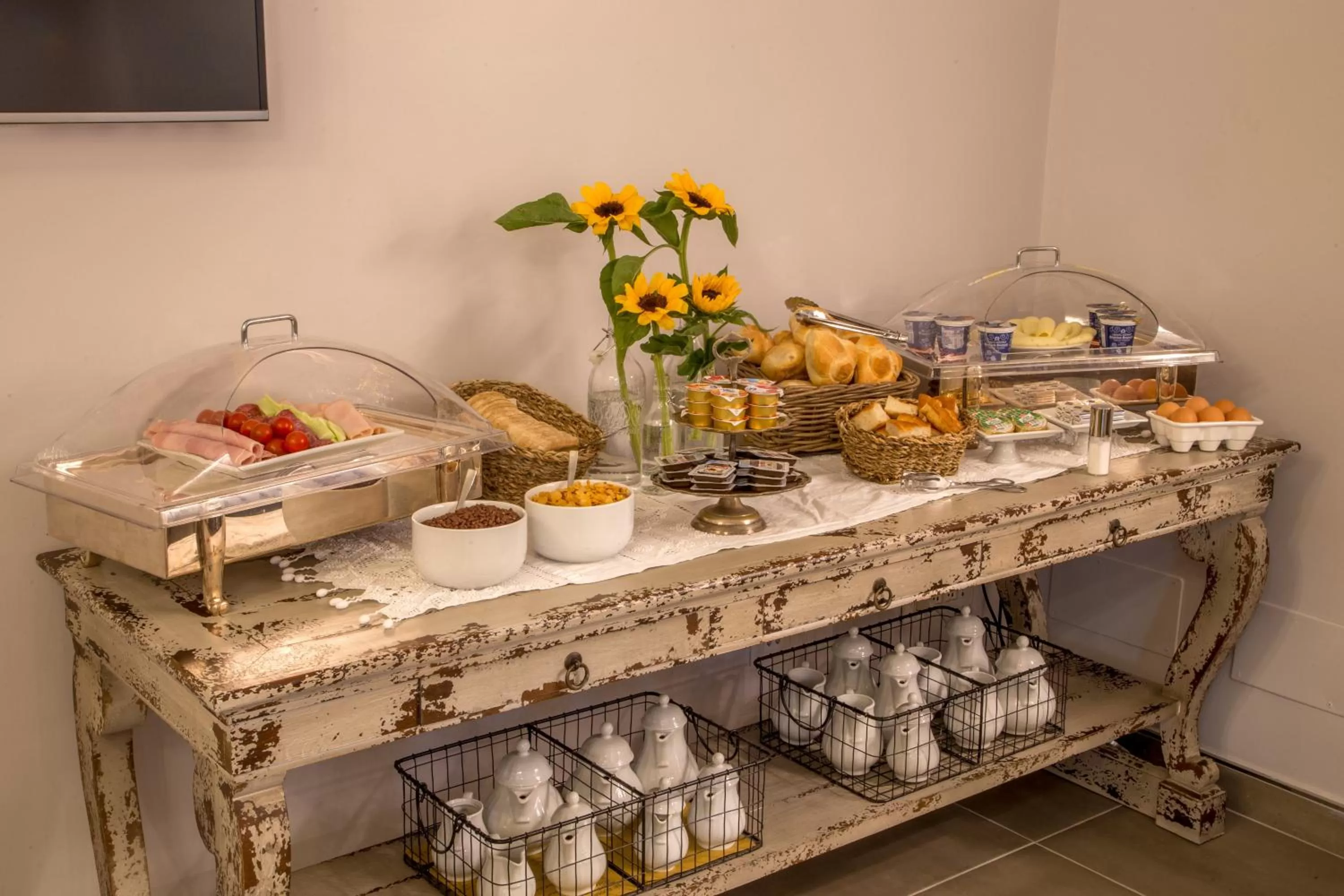 Buffet breakfast in Urban Garden Hotel