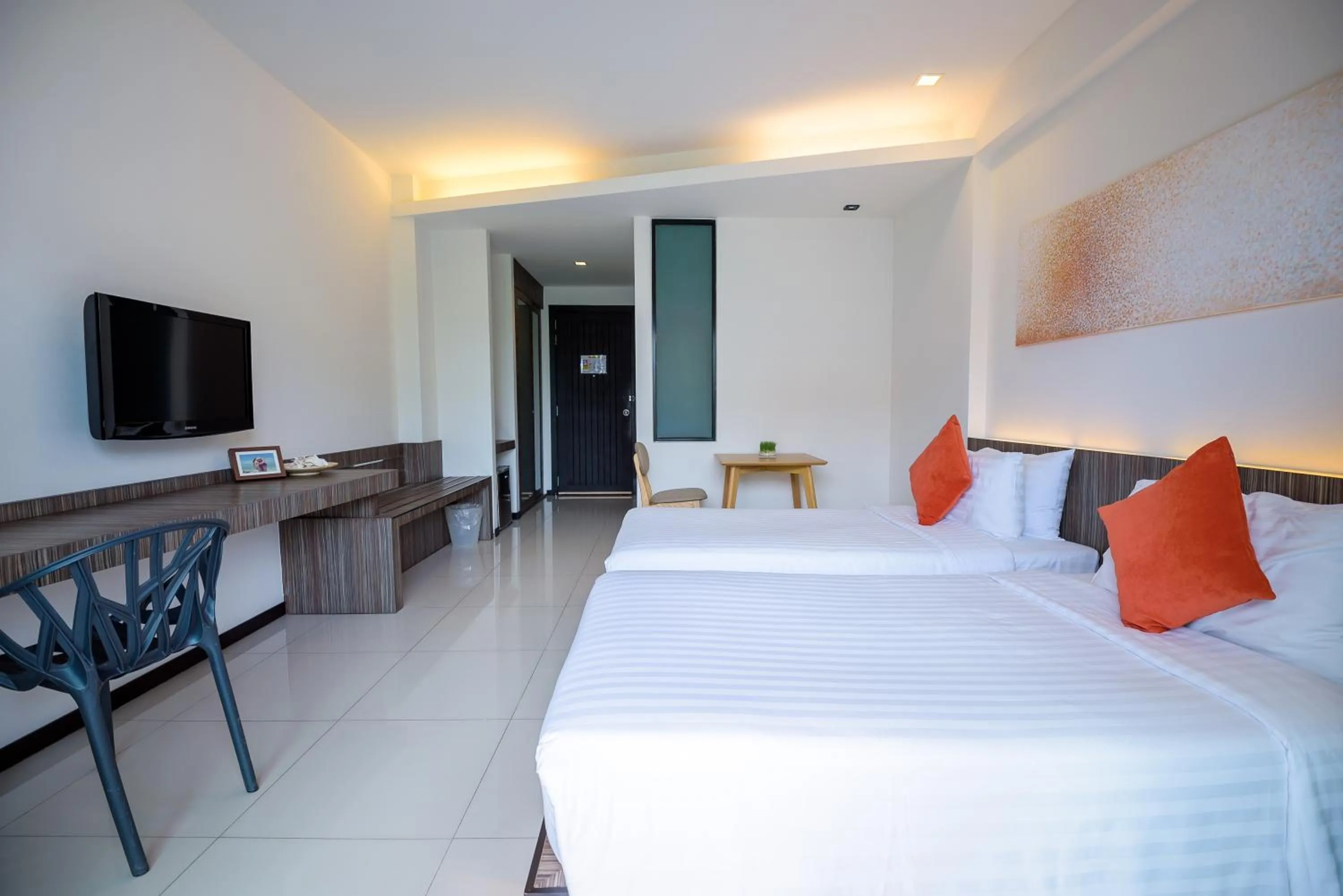 Bedroom, Bed in Hotel J Residence Pattaya