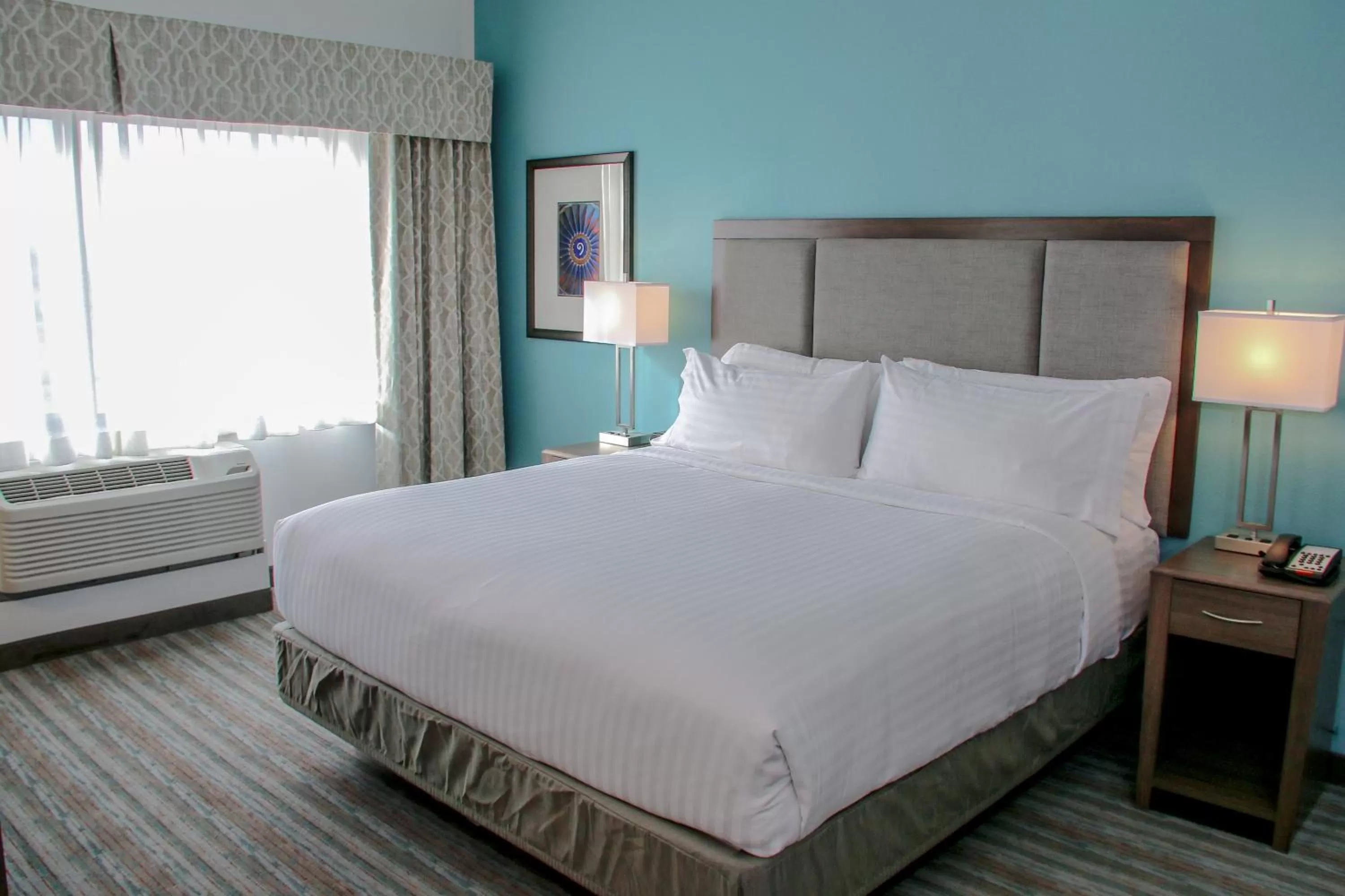 Photo of the whole room, Bed in Holiday Inn & Suites Denver Tech Center-Centennial by IHG