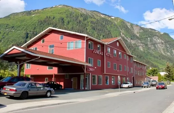 Juneau Hotel