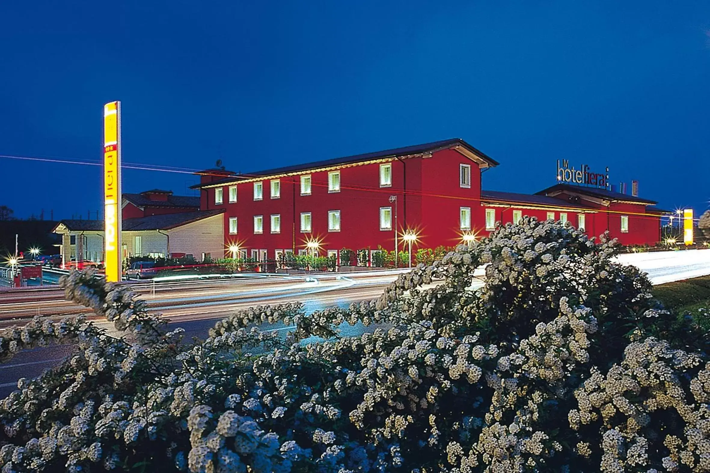 Property building, Winter in Hotel Fiera Di Brescia