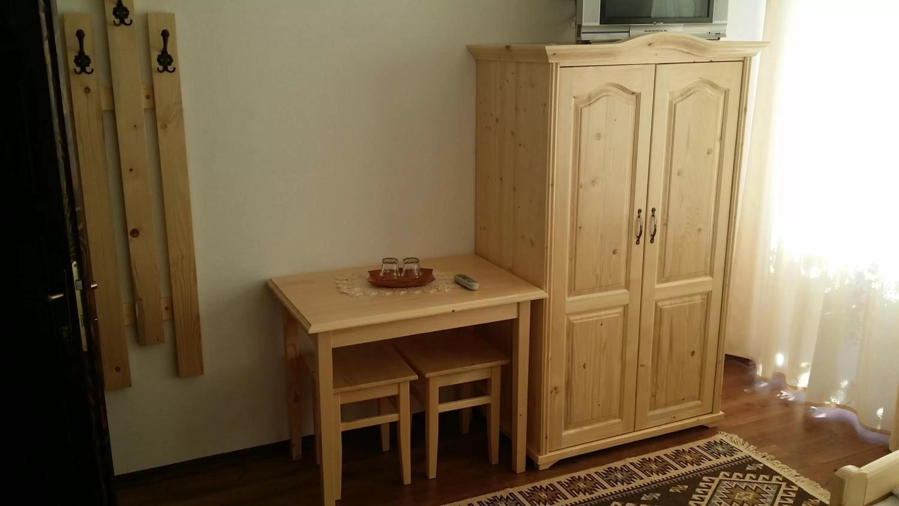 TV/Entertainment Center in Hazanéző Panzió