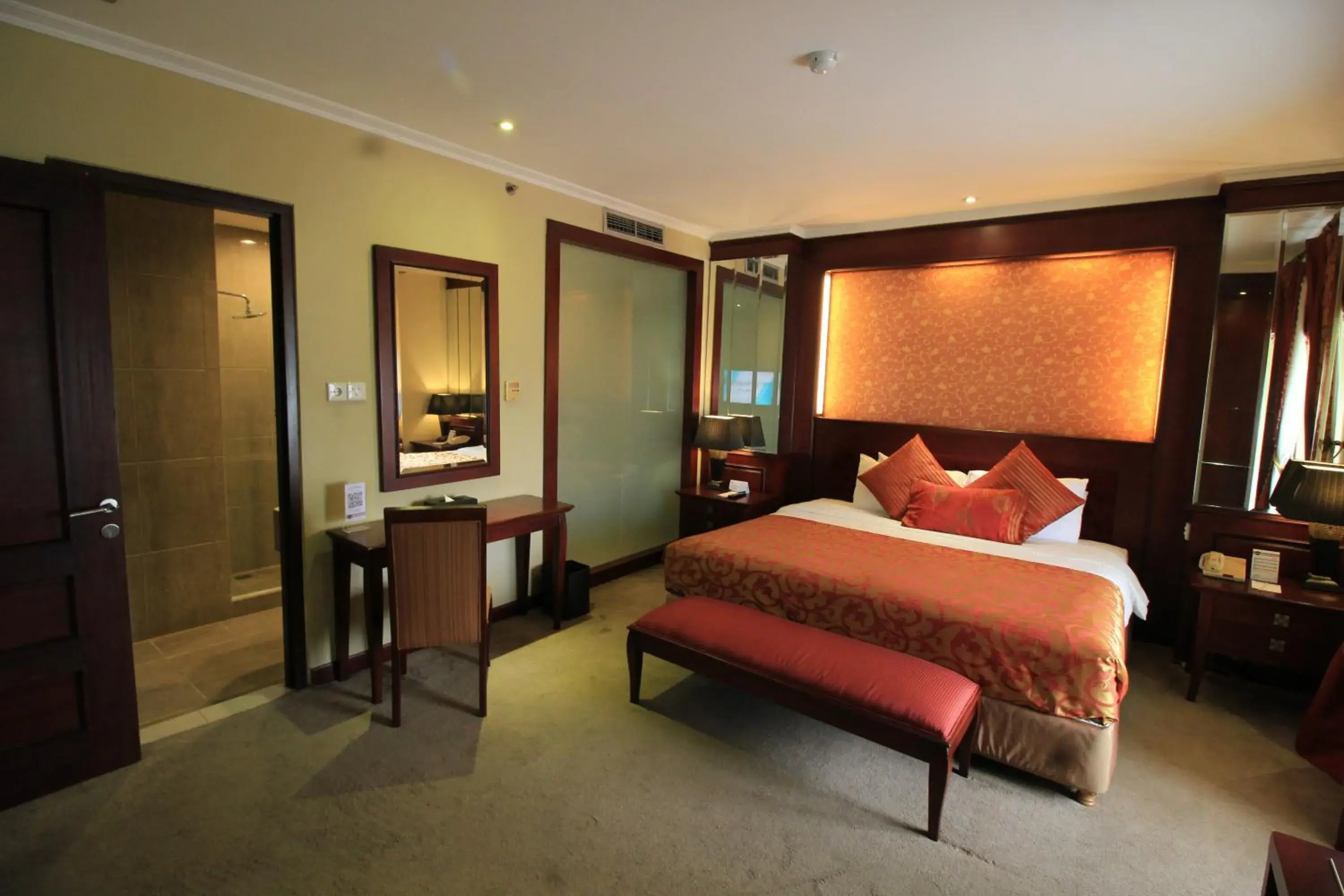 Bedroom, Bed in Hotel Dafam Semarang