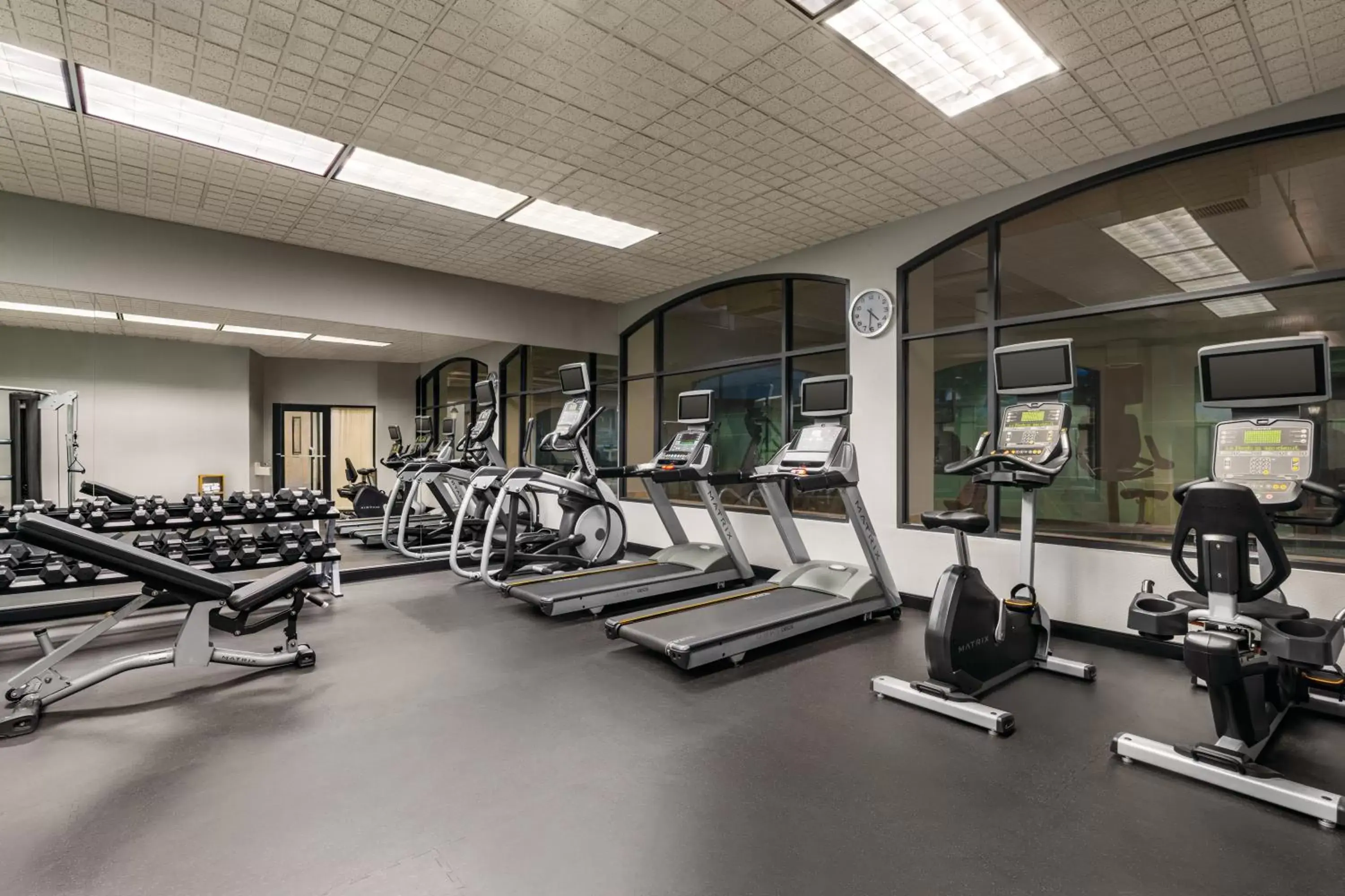 Fitness centre/facilities, Fitness Center/Facilities in Holiday Inn & Suites North Vancouver, an IHG Hotel