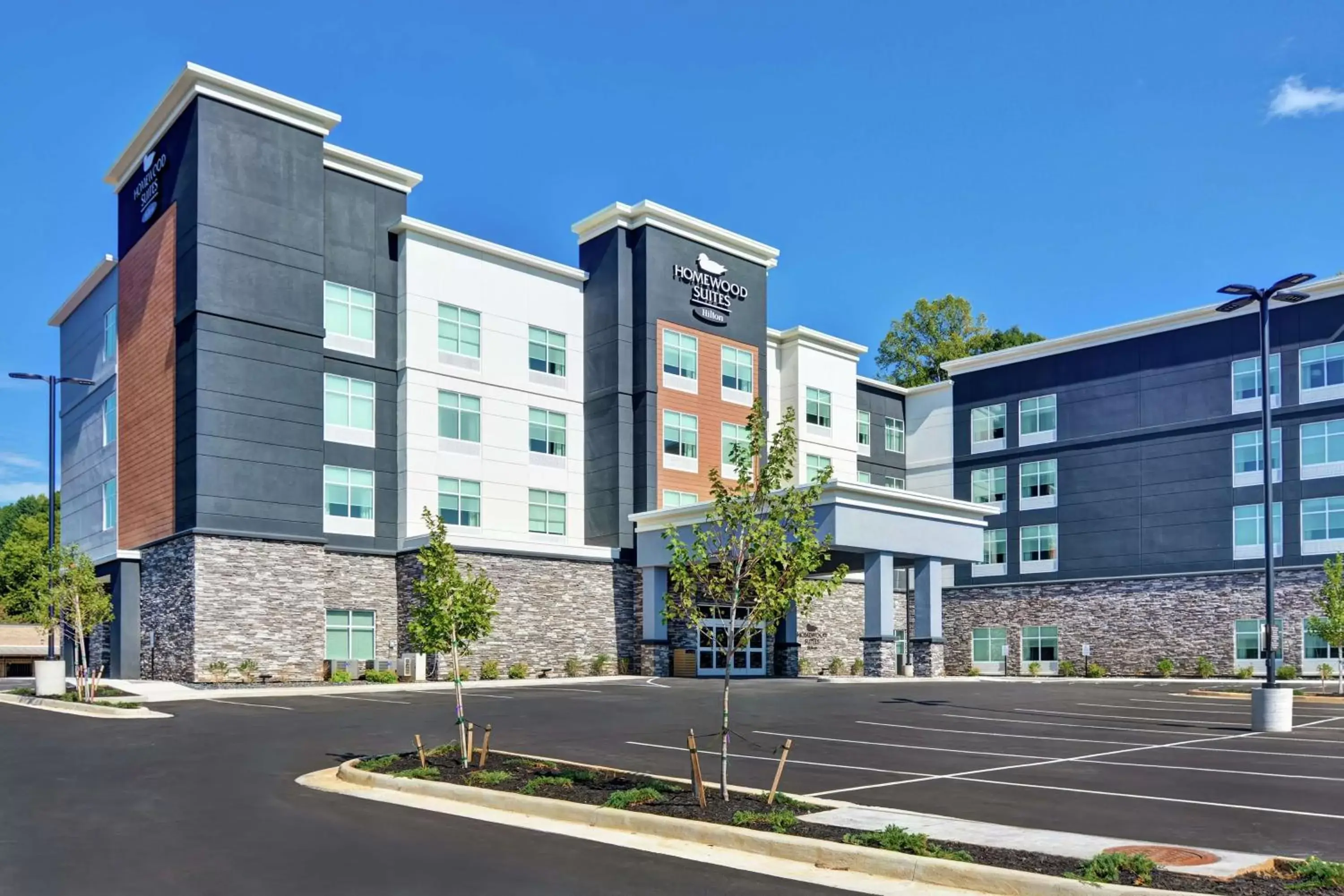 Property Building in Homewood Suites By Hilton Lynchburg
