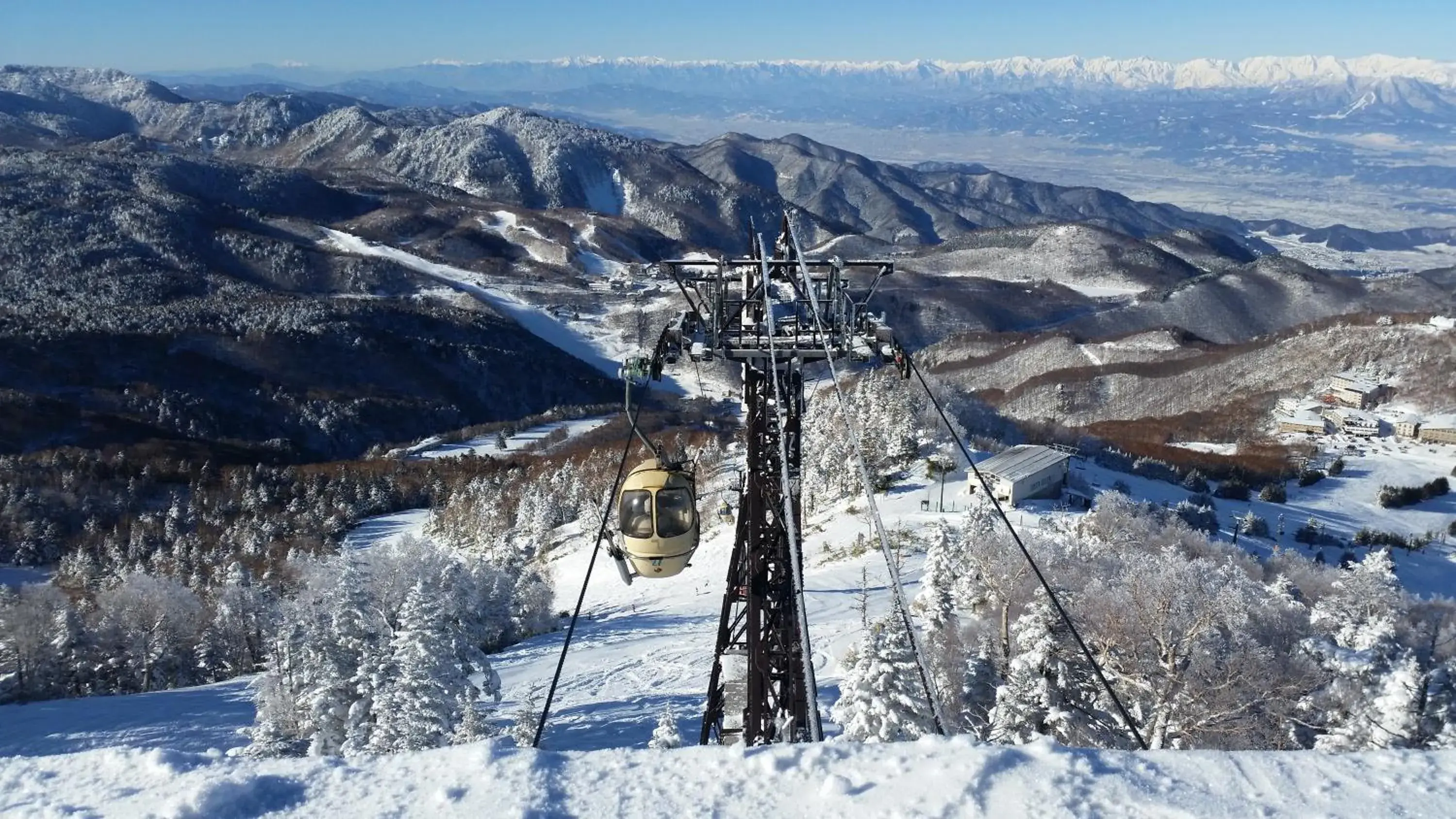 Mountain view, Winter in Shiga Lake Hotel