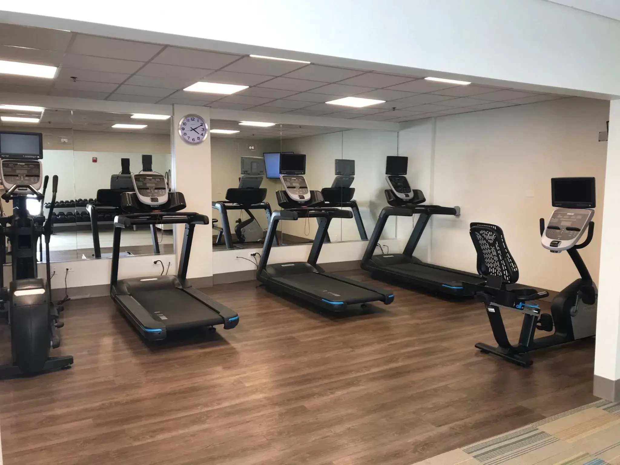 Fitness centre/facilities, Fitness Center/Facilities in Holiday Inn Express & Suites - Prospect Heights, an IHG Hotel