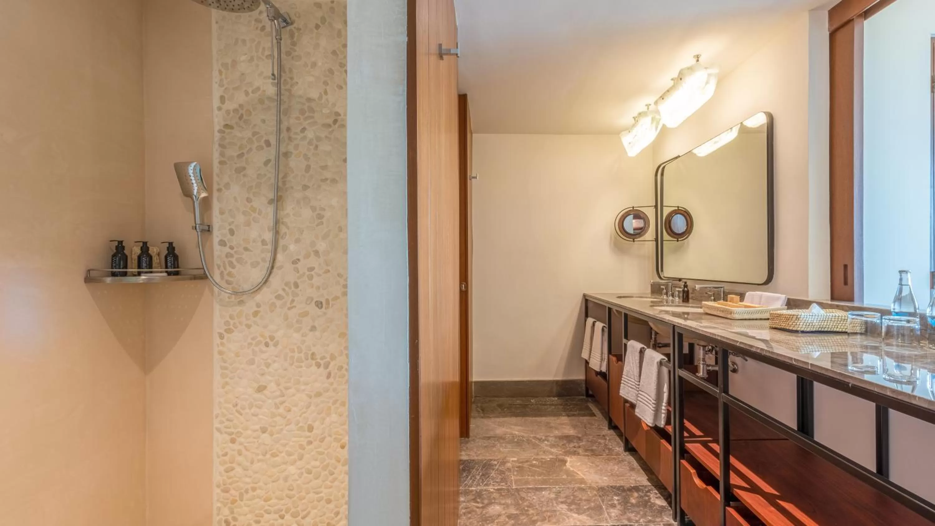 Bathroom in Las Brisas Merida