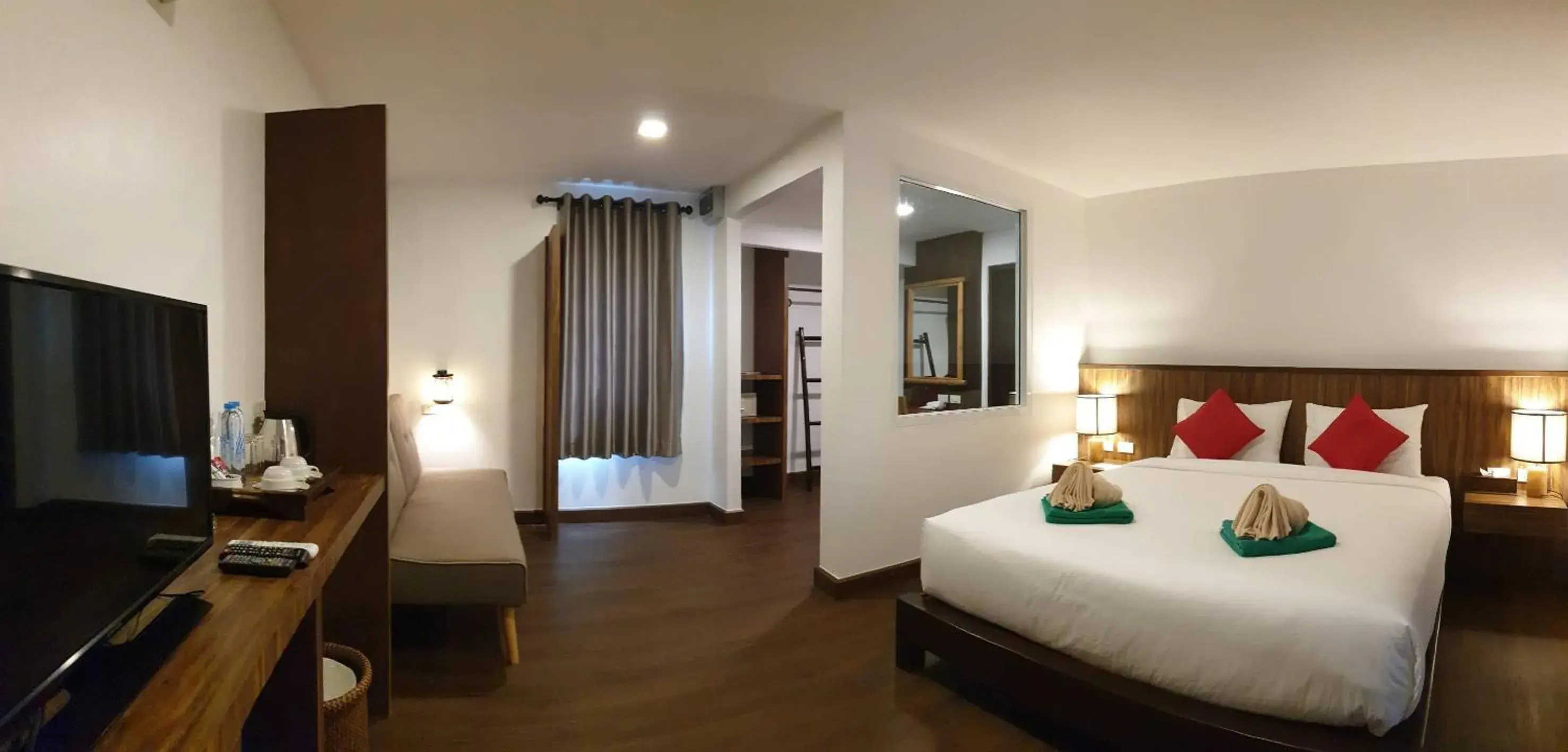 Bed in Southern Lanta Resort - SHA Extra Plus