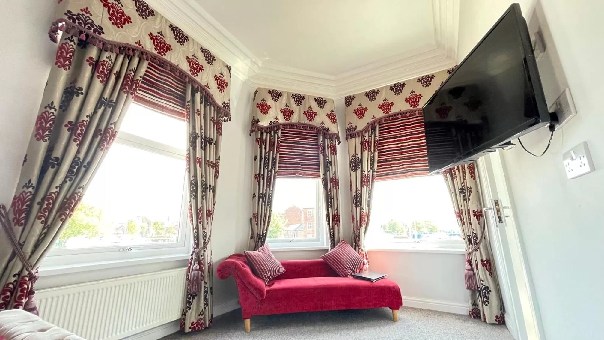 TV and multimedia in The Whittington and Cat