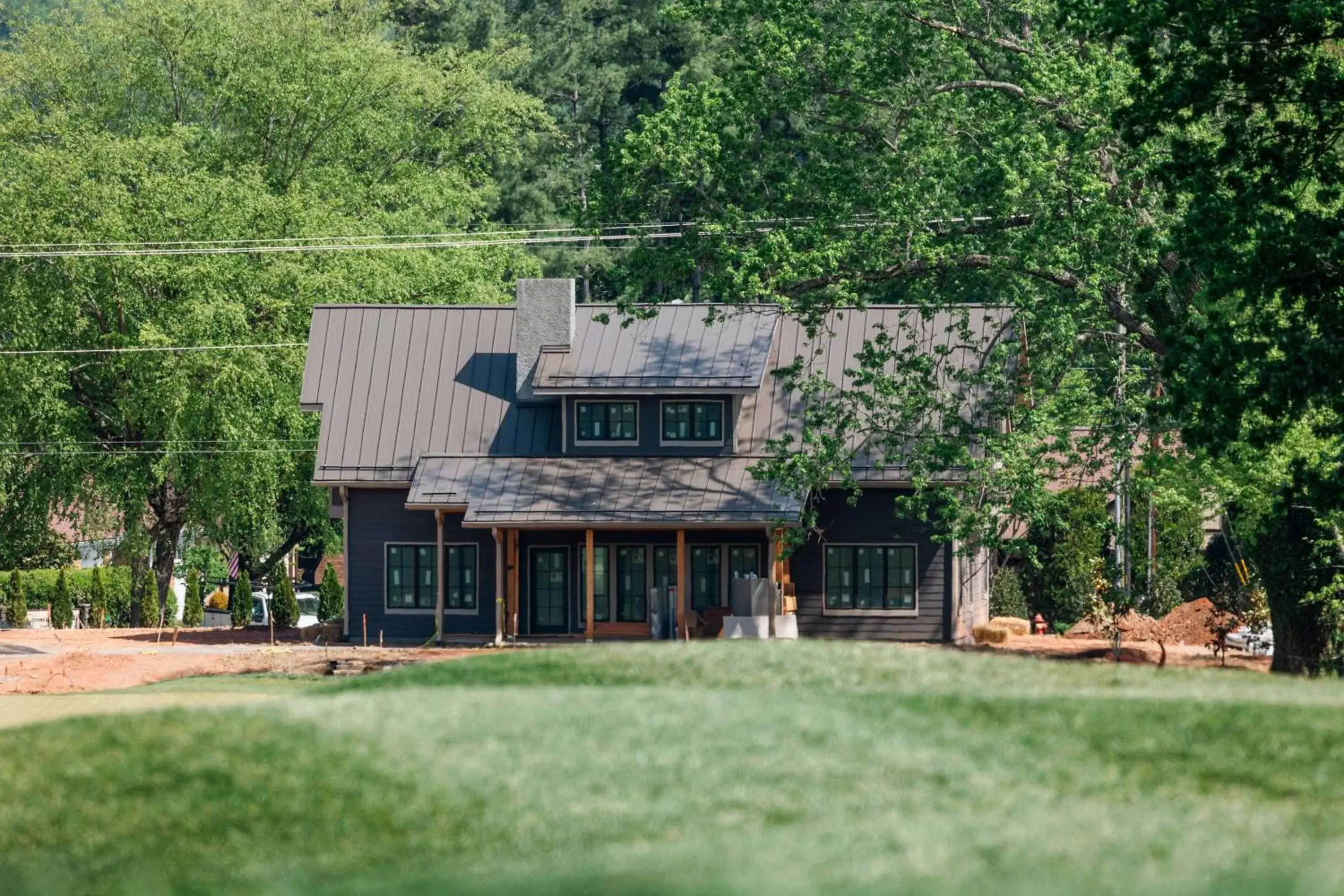 Photo of the whole room, Property Building in Waynesville Inn & Golf Club, Trademark Collection by Wyndham