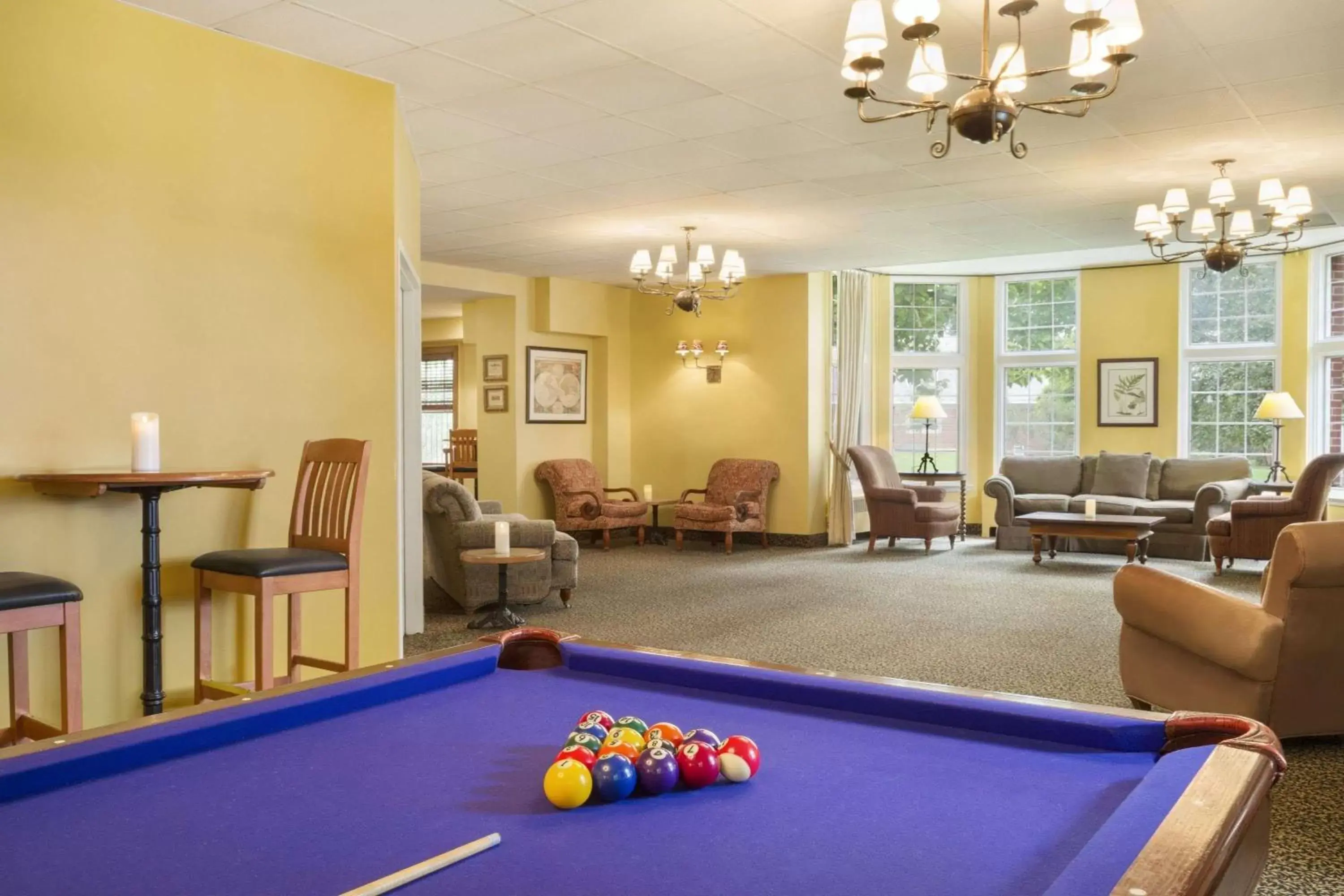 Lounge or bar, Billiards in Ivey Spencer Leadership Centre, a Dolce by Wyndham