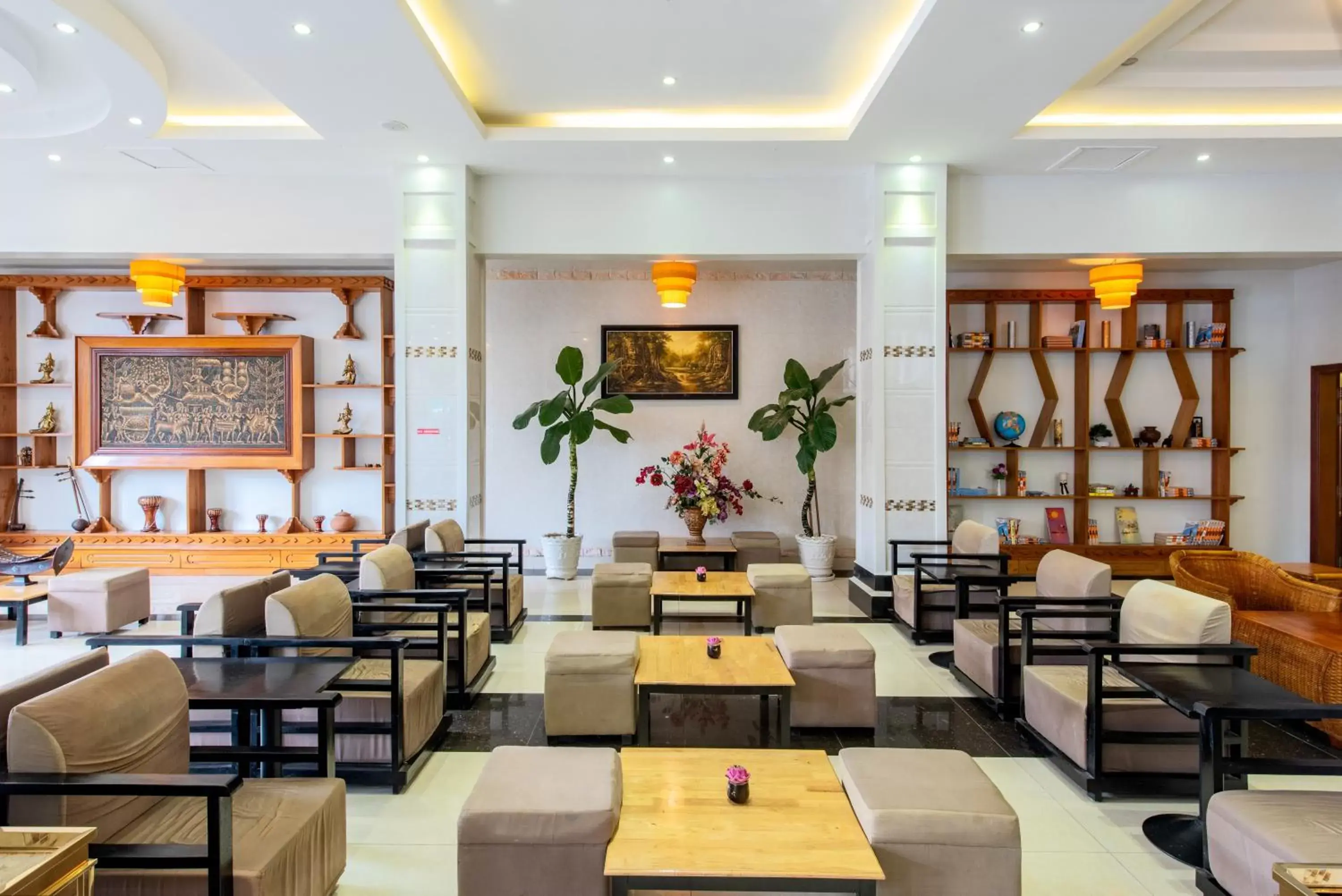 Lobby or reception, Restaurant/Places to Eat in Aristocrat Residence & Hotel