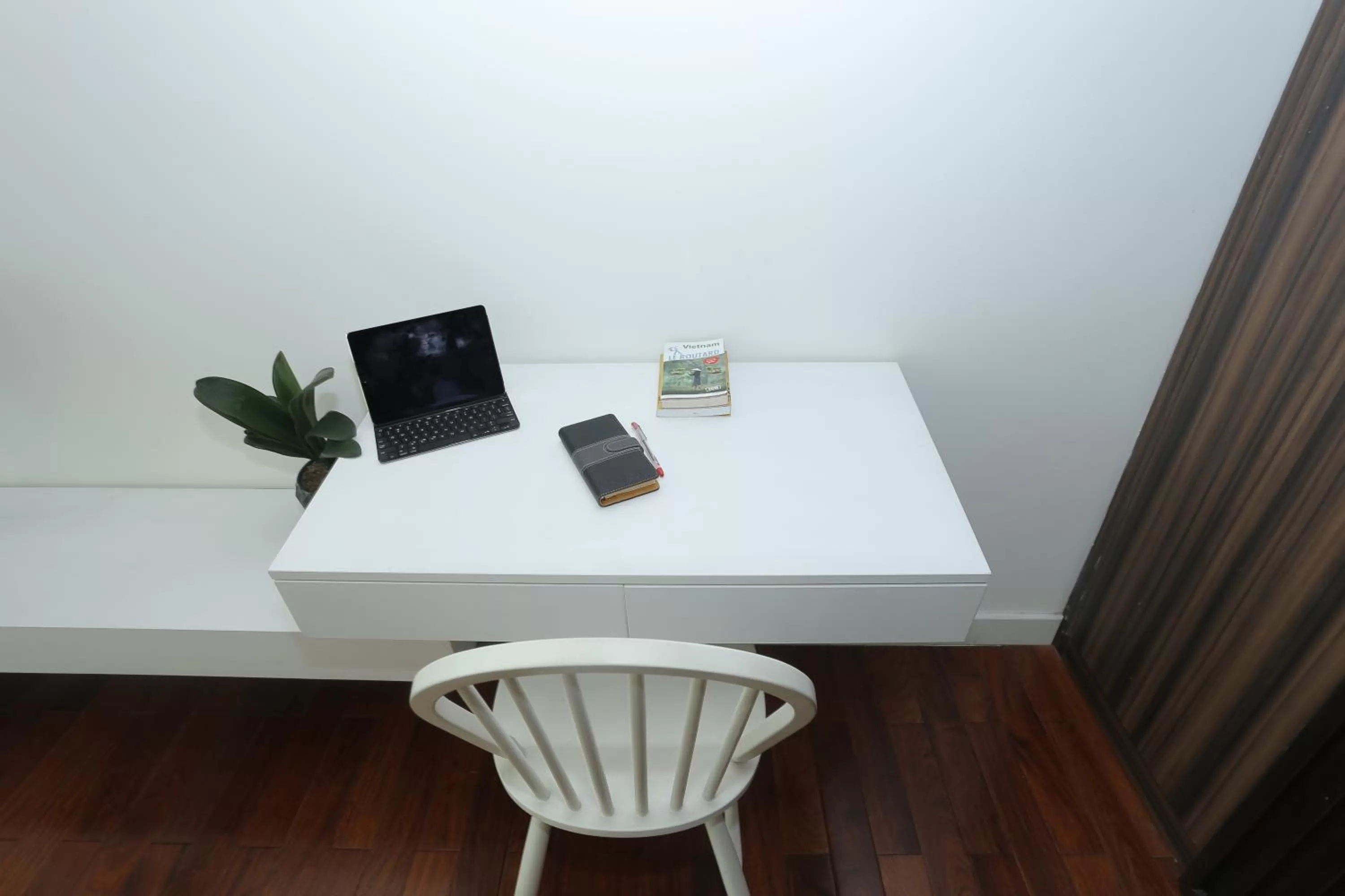 TV and multimedia in HNC Premier Hotel & Residences