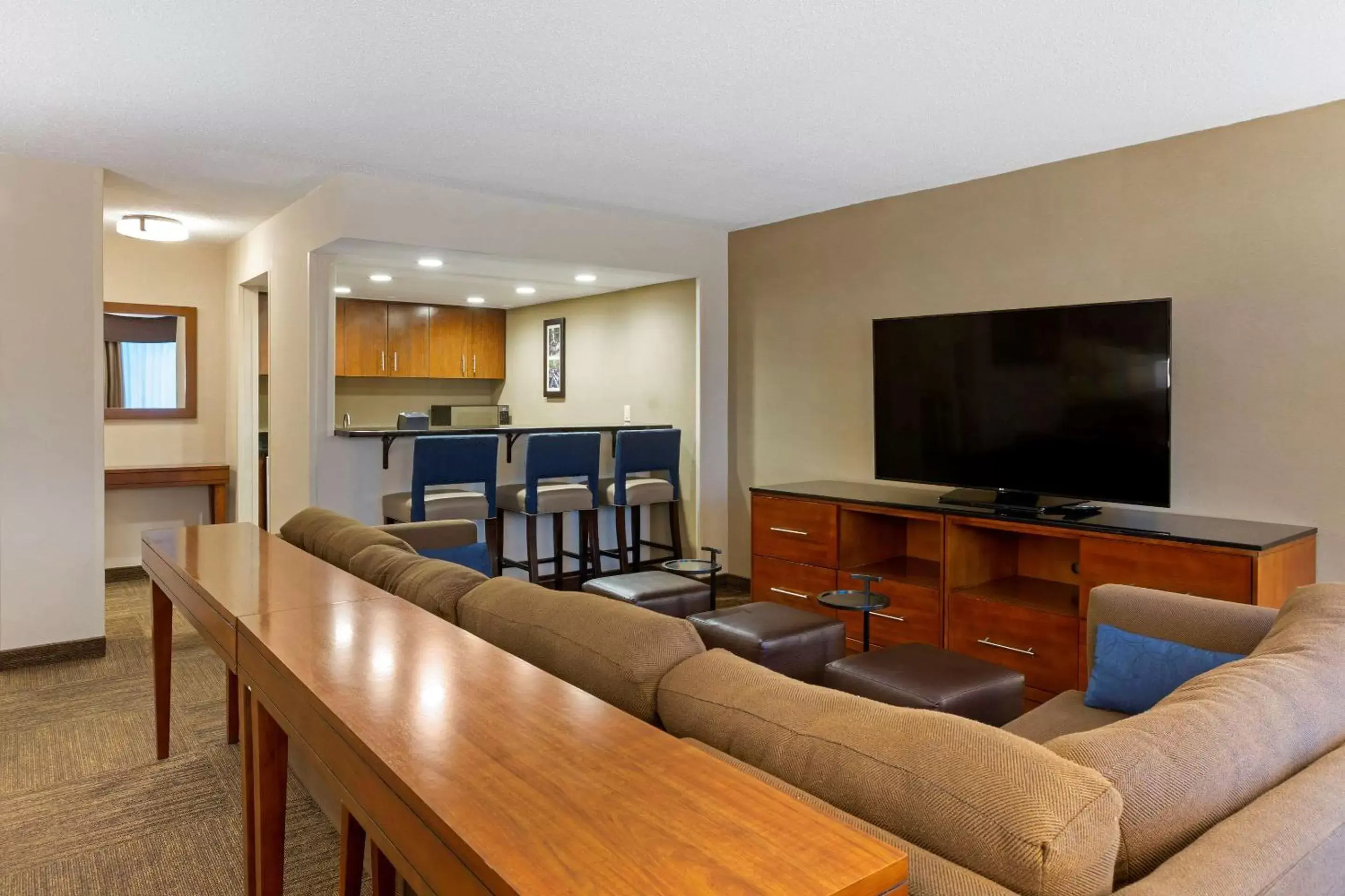 Bedroom, Seating Area in Comfort Inn & Suites Presidential