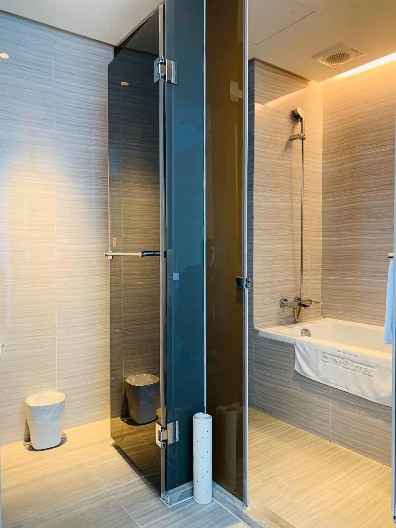 Bathroom in City Suites - Kaohsiung Chenai