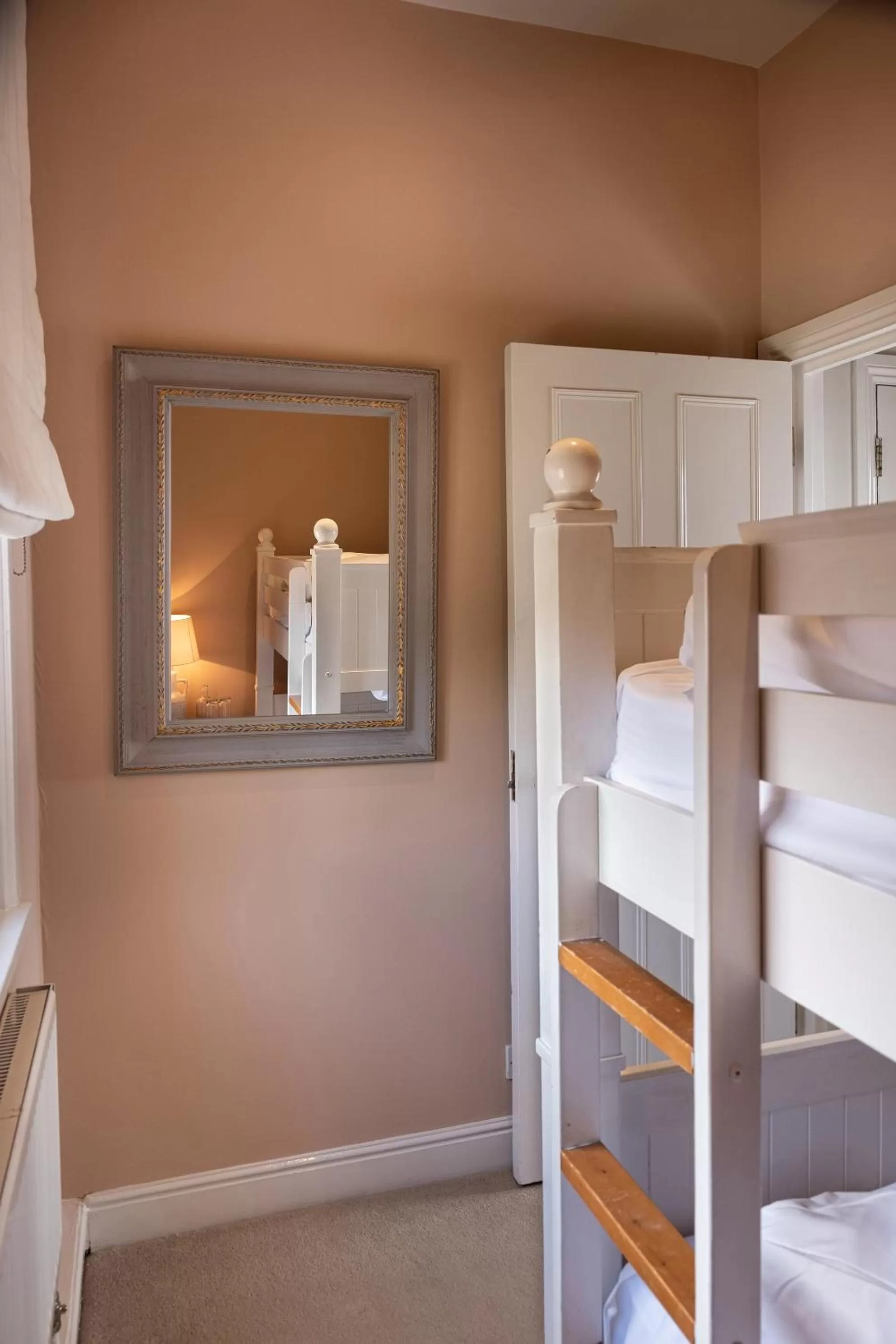 Bed in The Black Lion, Long Melford