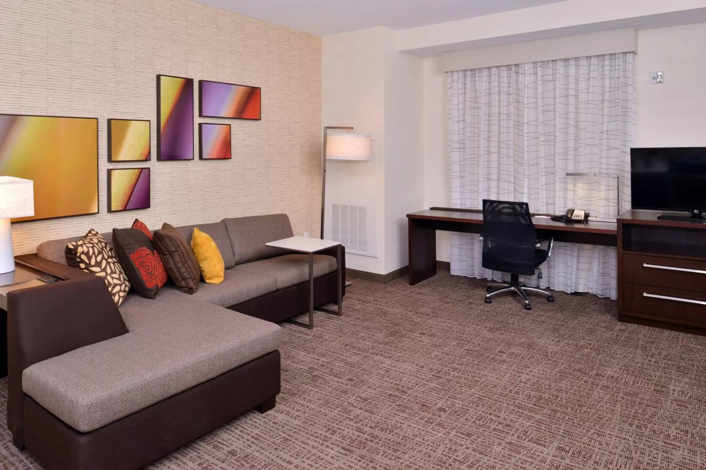 Living room, Seating Area in Residence Inn by Marriott East Lansing