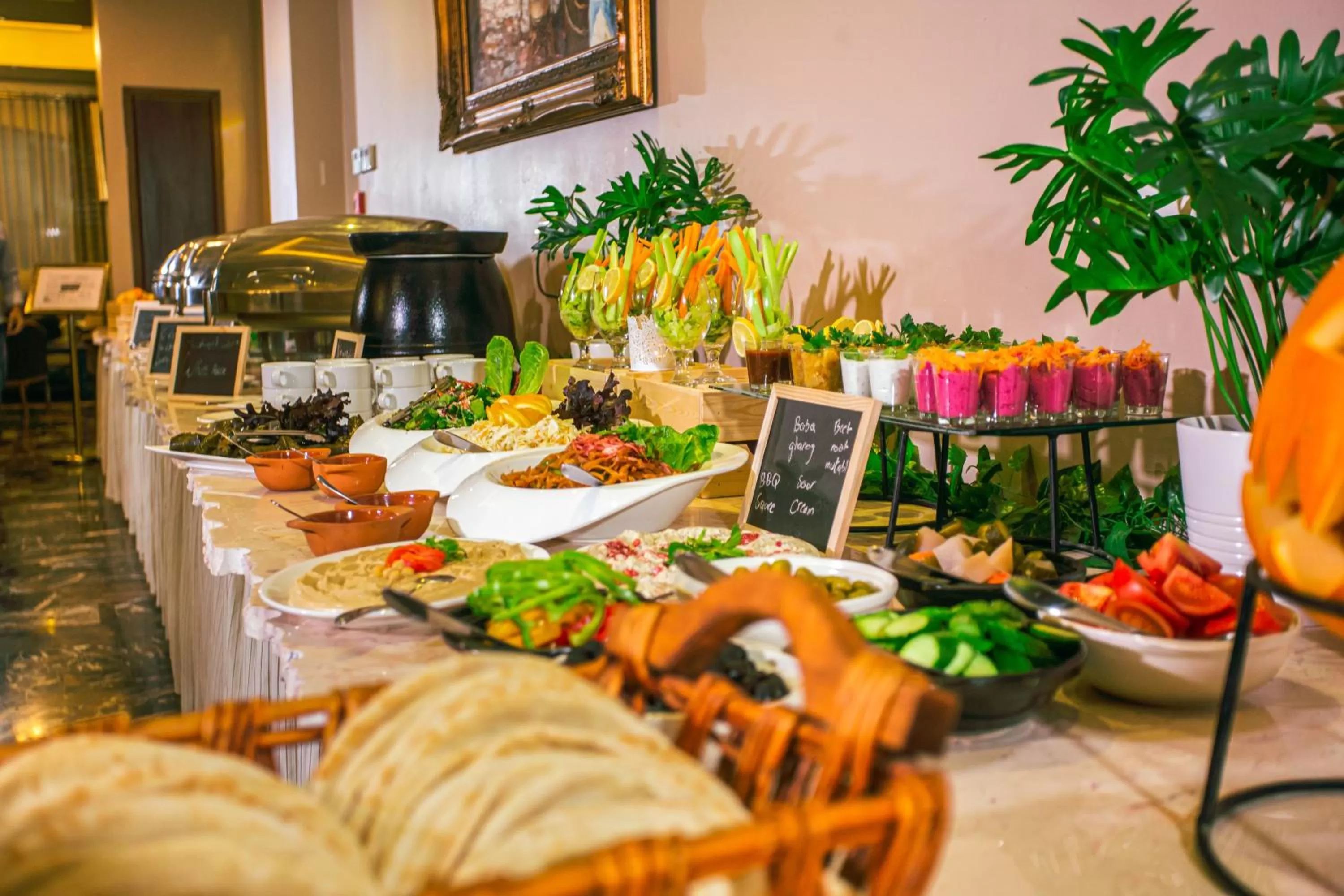 Food and drinks in Grand Hotel Madaba