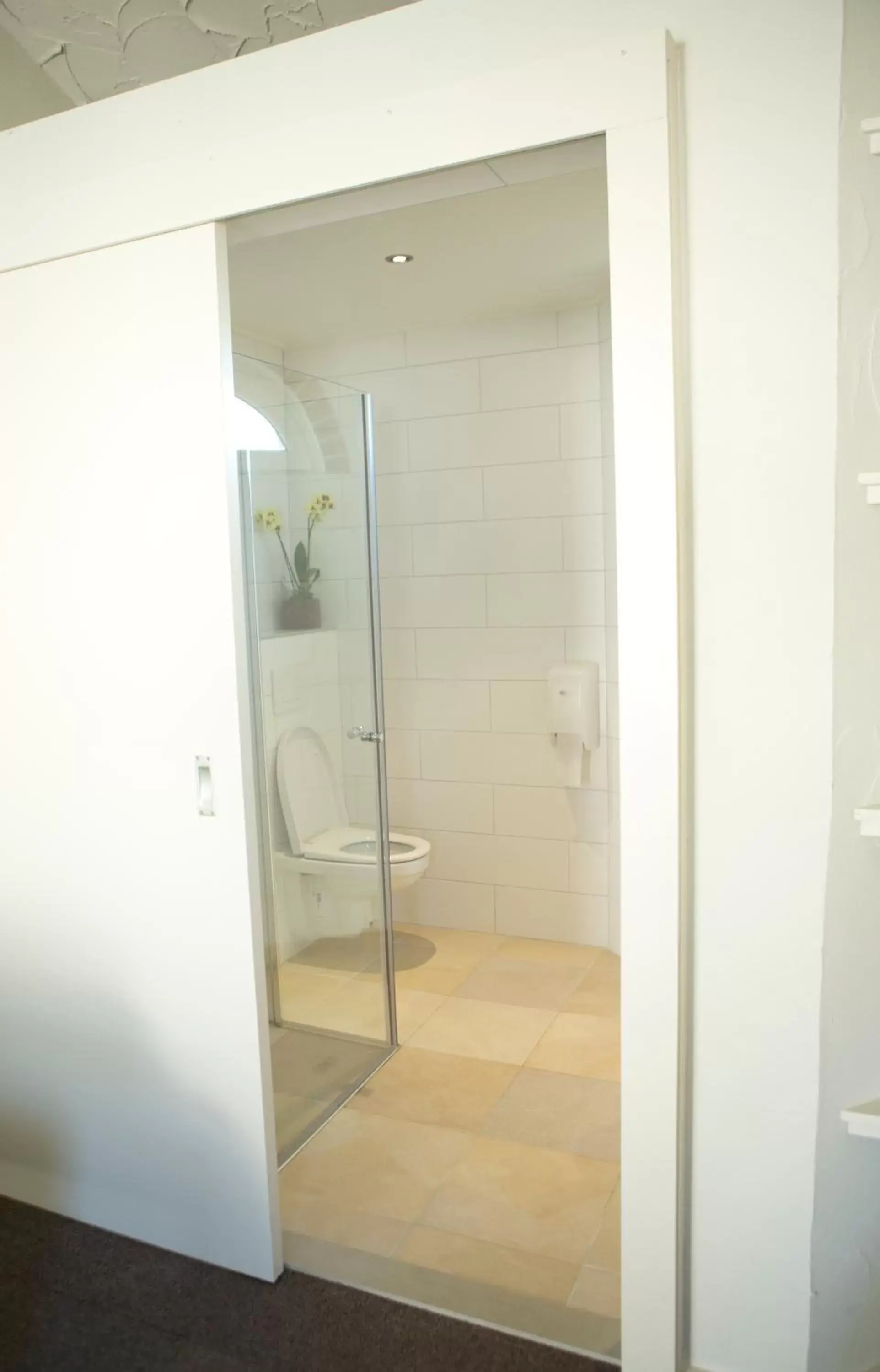 Shower, Bathroom in Buitengoed de Panoven