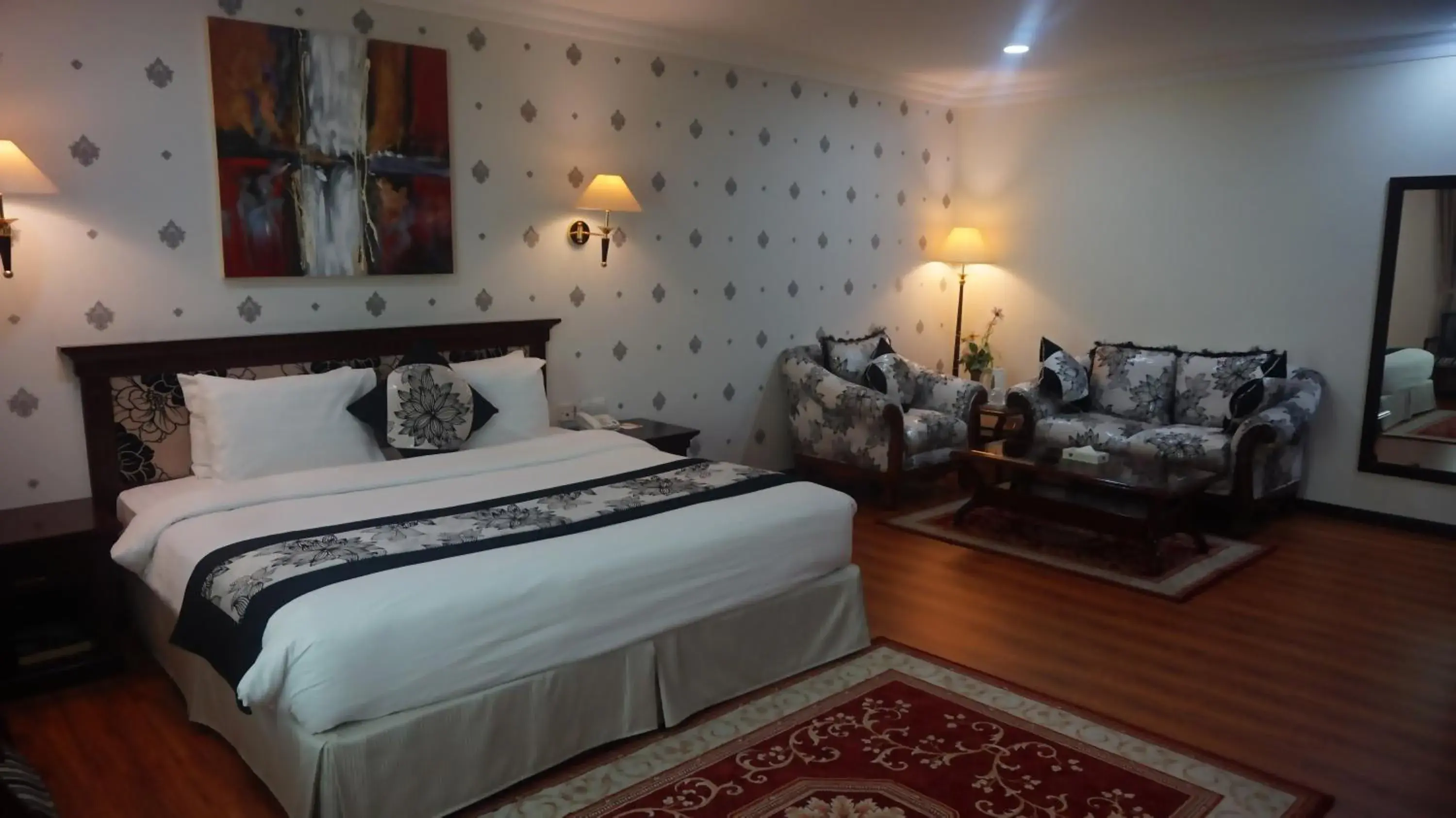 Bed in Pars International Hotel Bed in Pars International Hotel