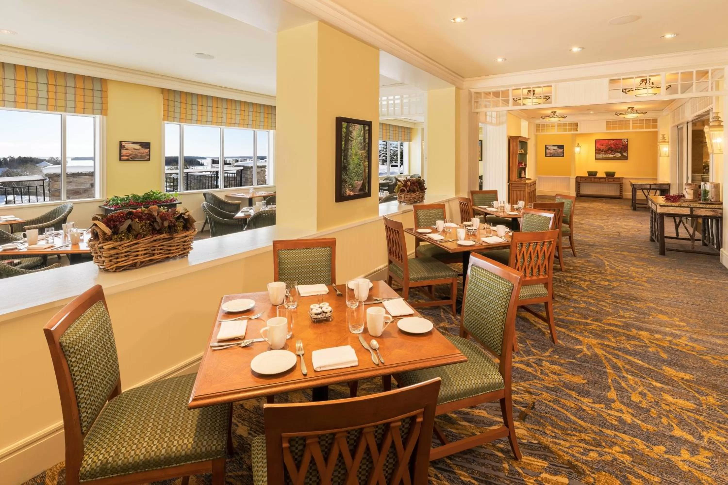 Restaurant/places to eat in JW Marriott The Rosseau Muskoka Resort & Spa