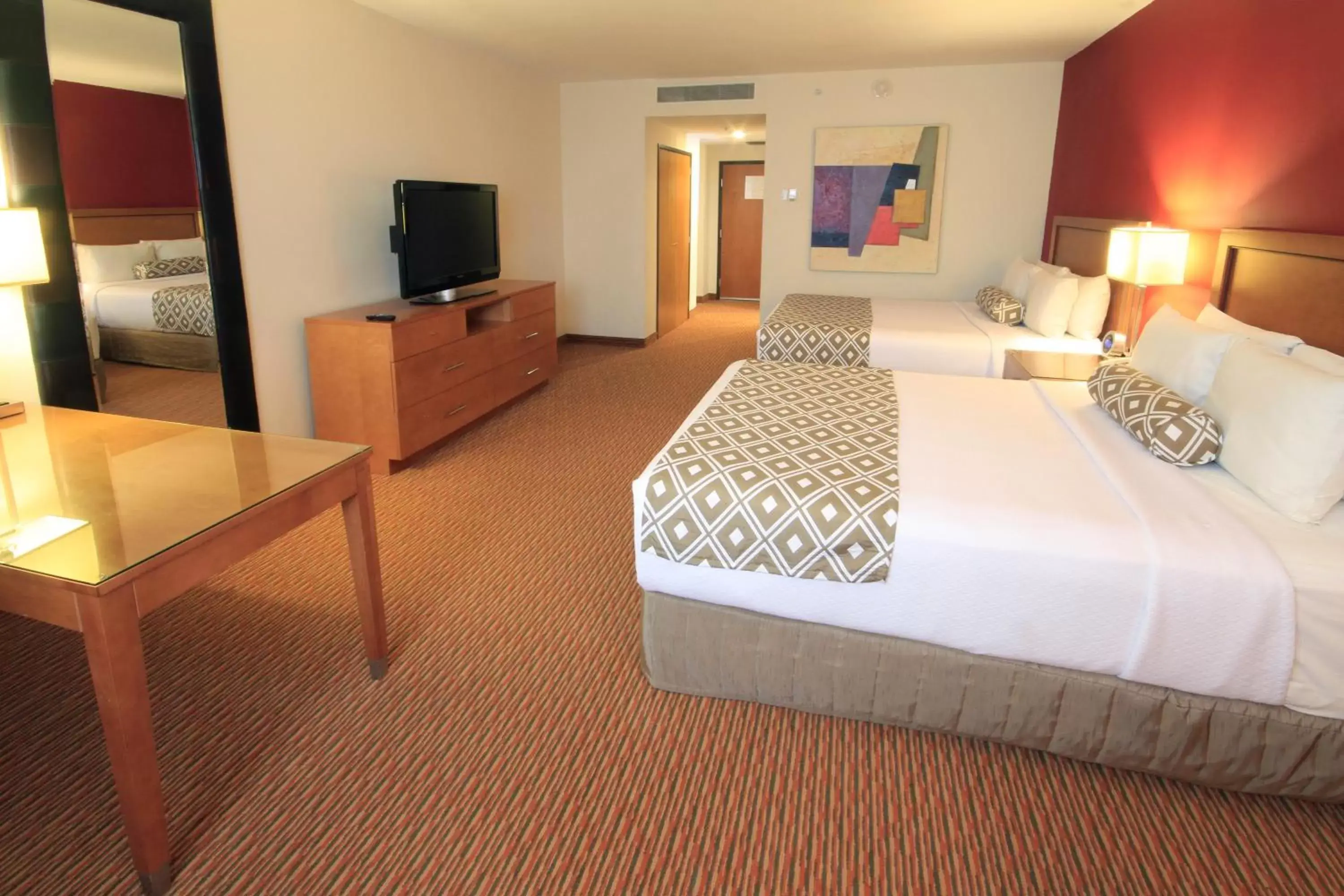 Photo of the whole room, Bed in Crowne Plaza Monterrey Aeropuerto, an IHG Hotel