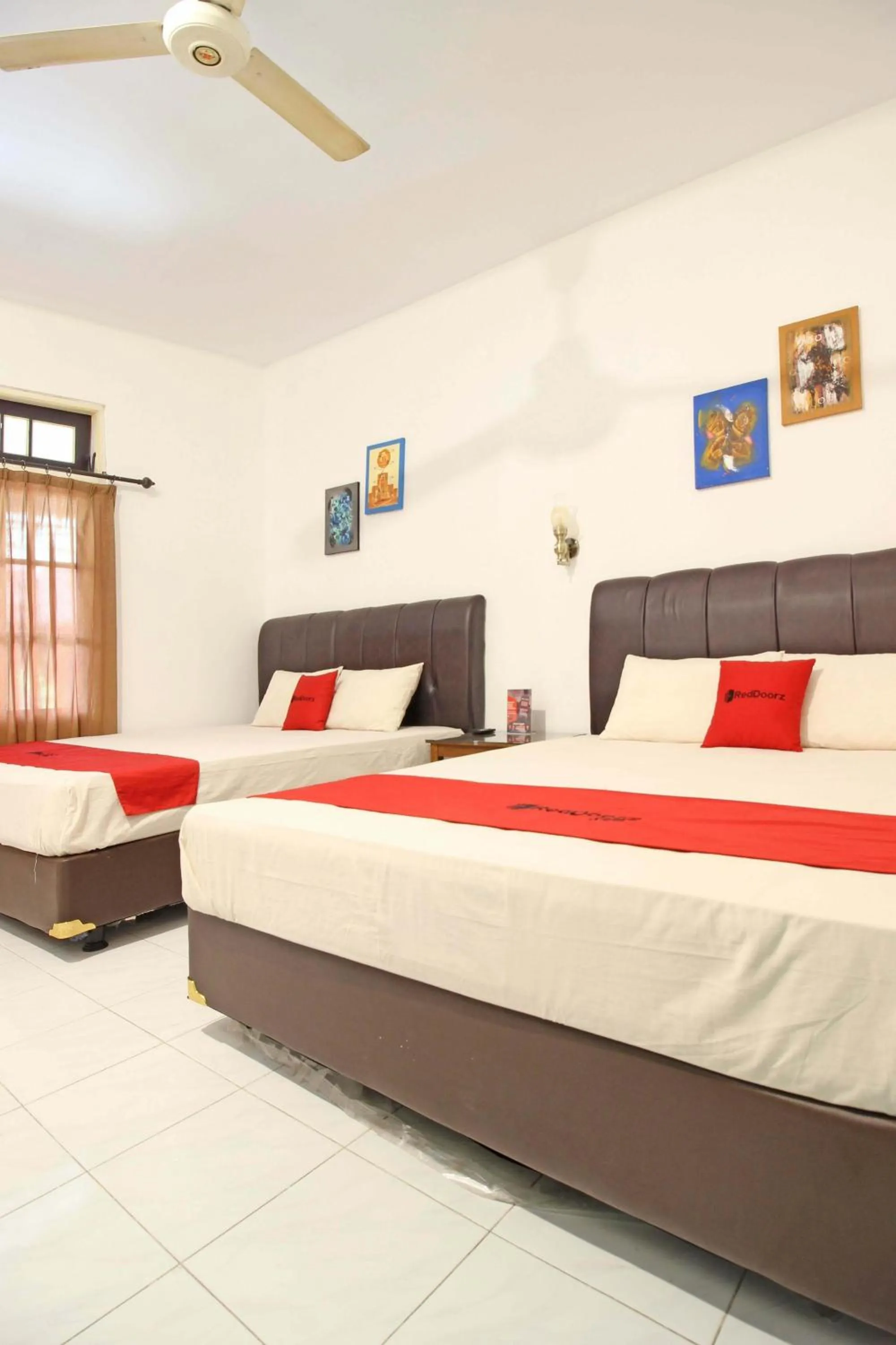 Bed in RedDoorz near Pojok Beteng Prawirotaman