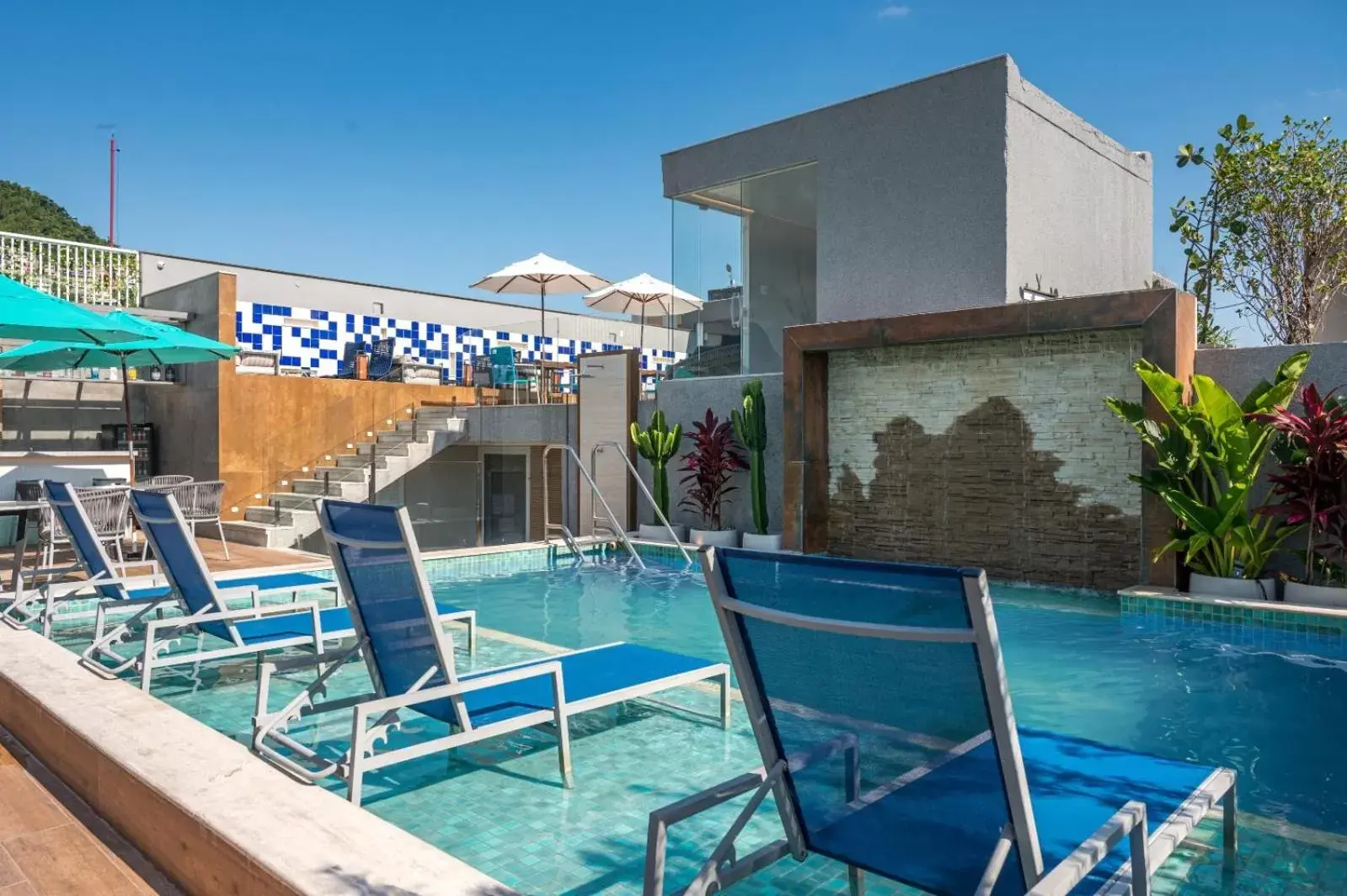 Swimming Pool in Royal Regency Palace Hotel