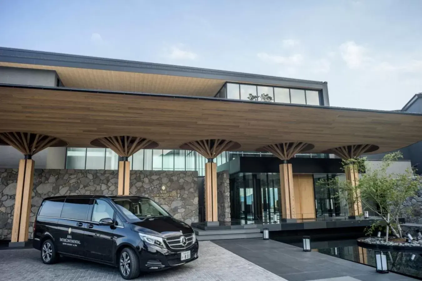 Facade/entrance in ANA InterContinental Beppu Resort & Spa by IHG Facade/entrance in ANA InterContinental Beppu Resort & Spa by IHG