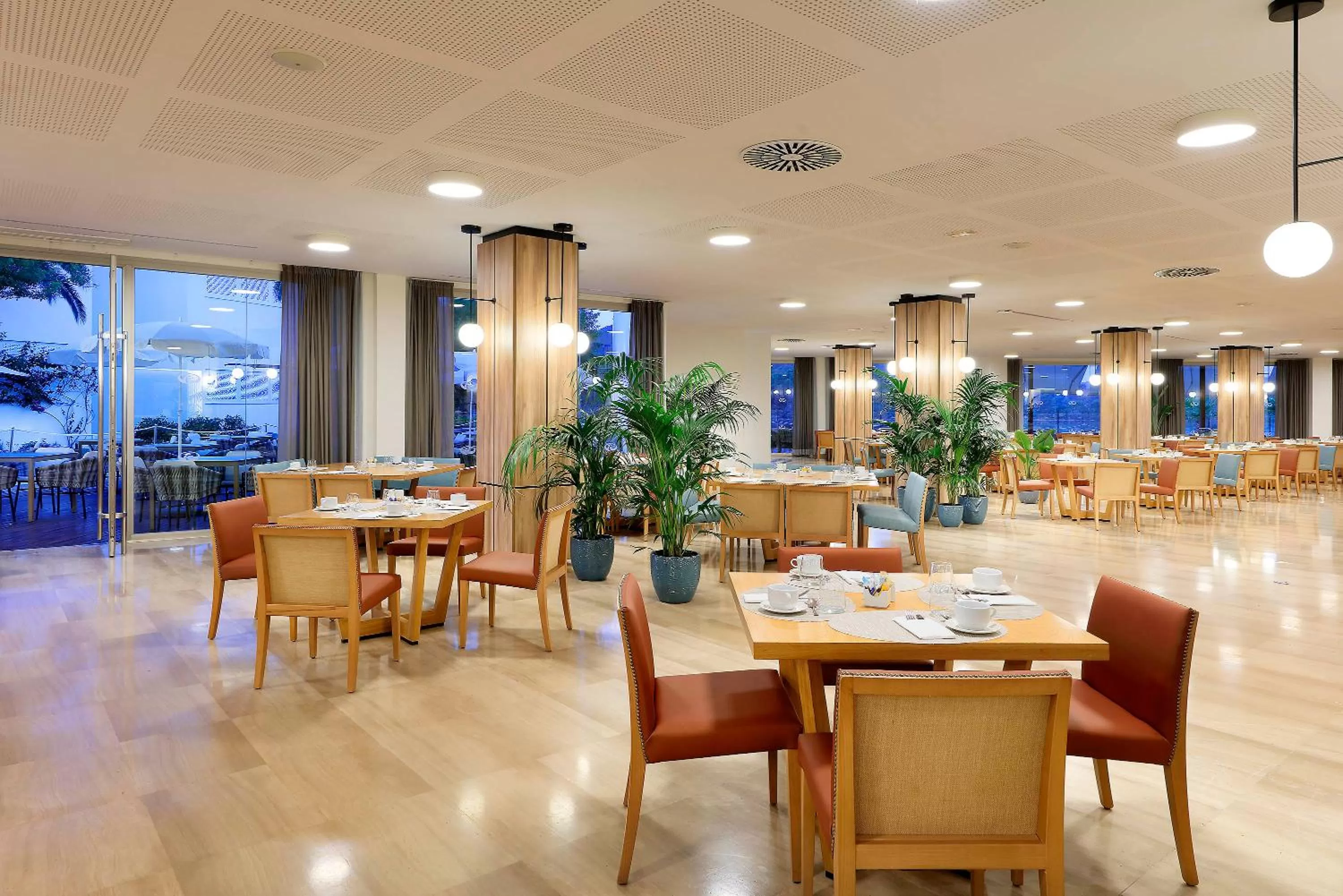 Restaurant/places to eat in Grand Palladium Select Palace Ibiza - All Inclusive