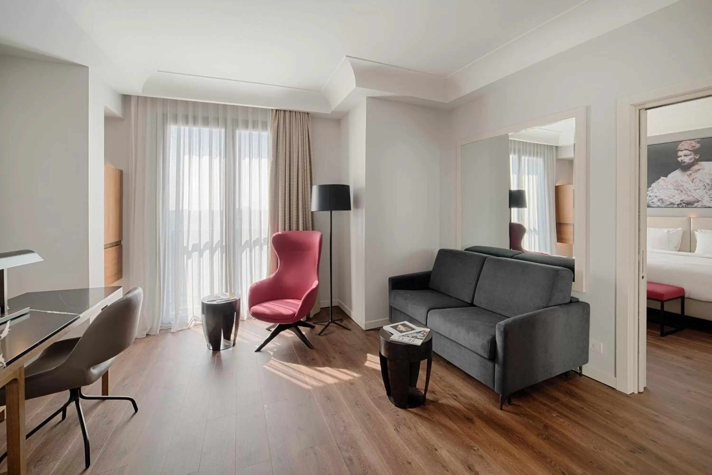 Living room, Seating Area in Radisson Blu Hotel Milan