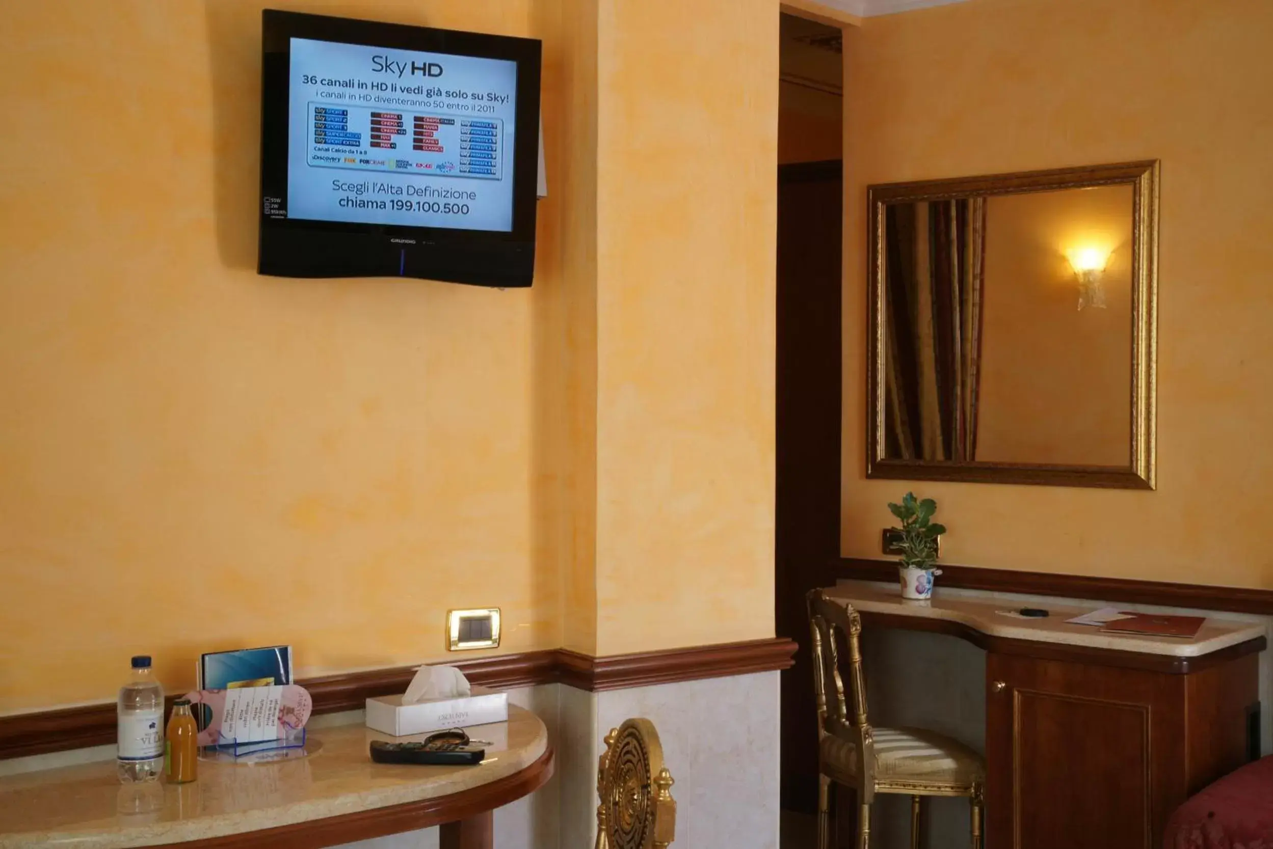 Area and facilities, TV/Entertainment Center in Hotel Principessa Isabella