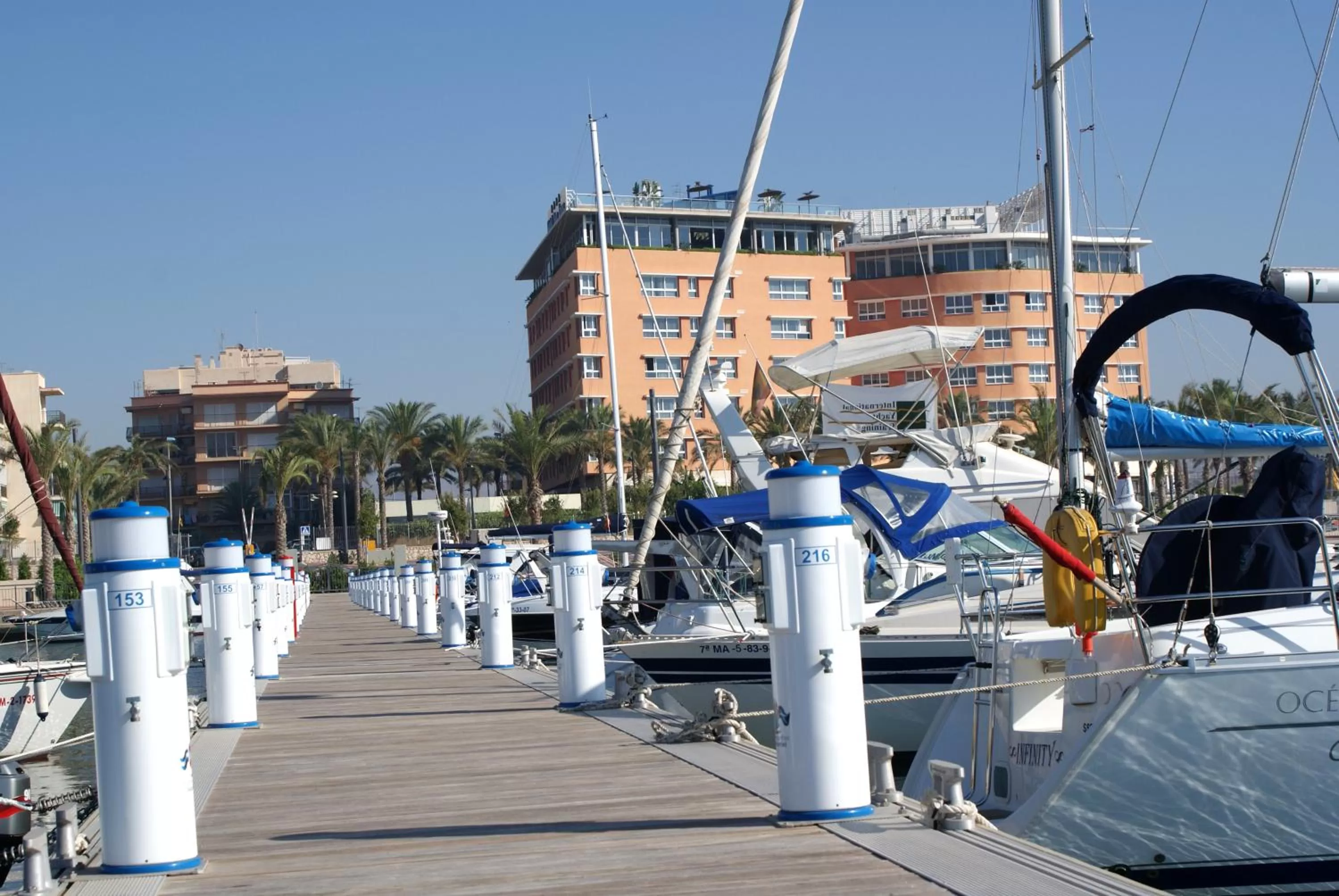 Area and facilities in Senator Águilas