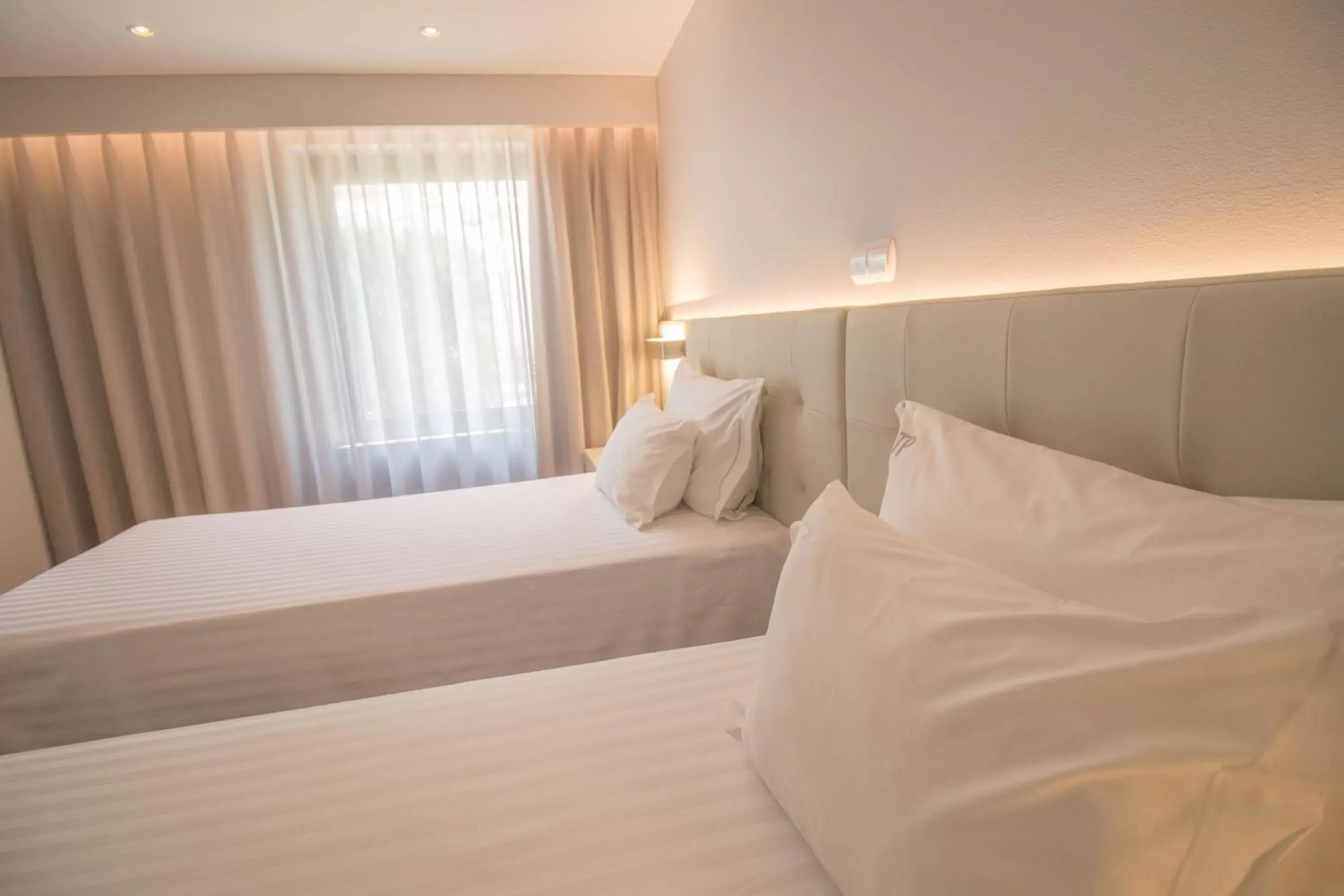Bed in Hotel Travel Park Lisboa