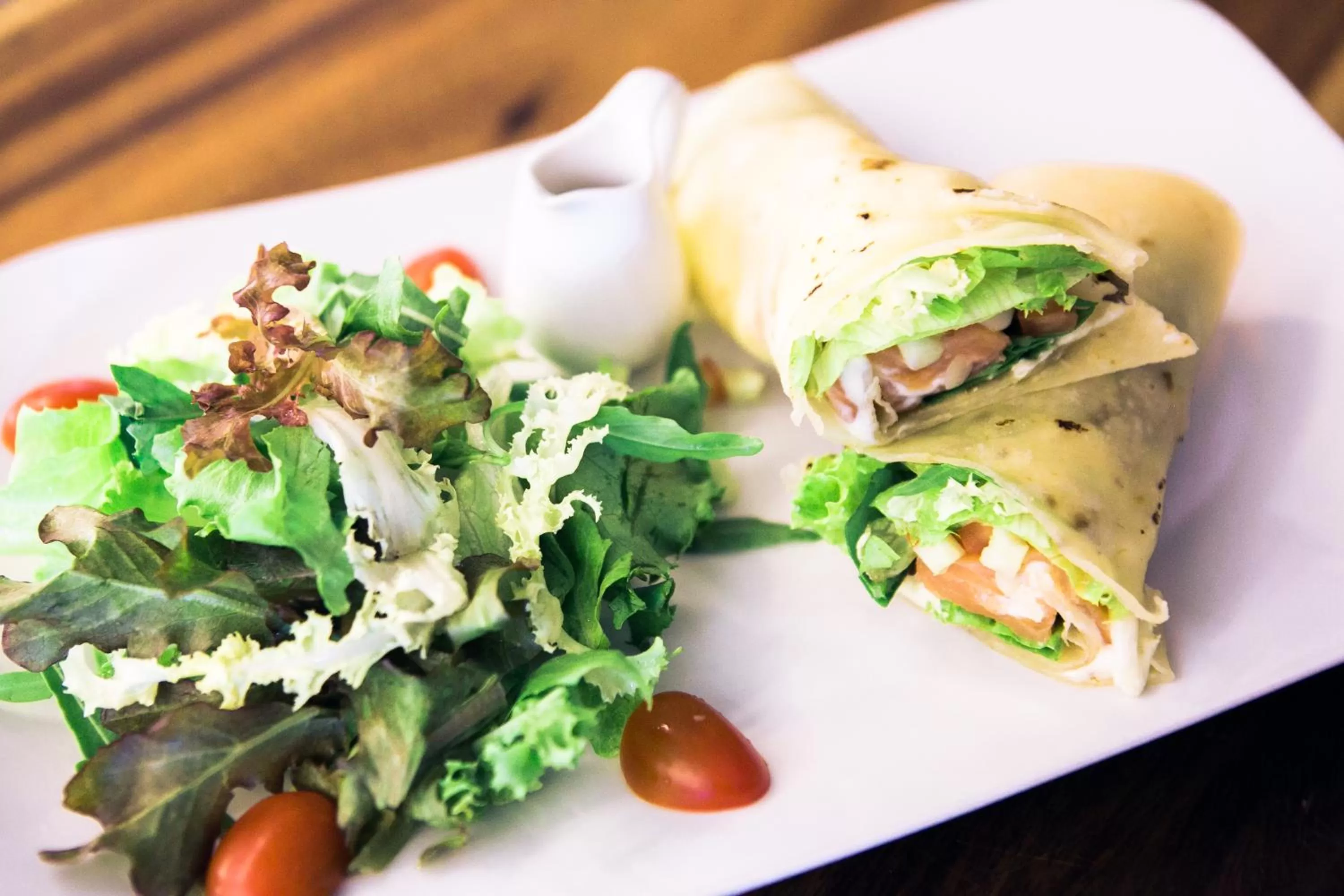 Lunch in White Mansion 白色公馆