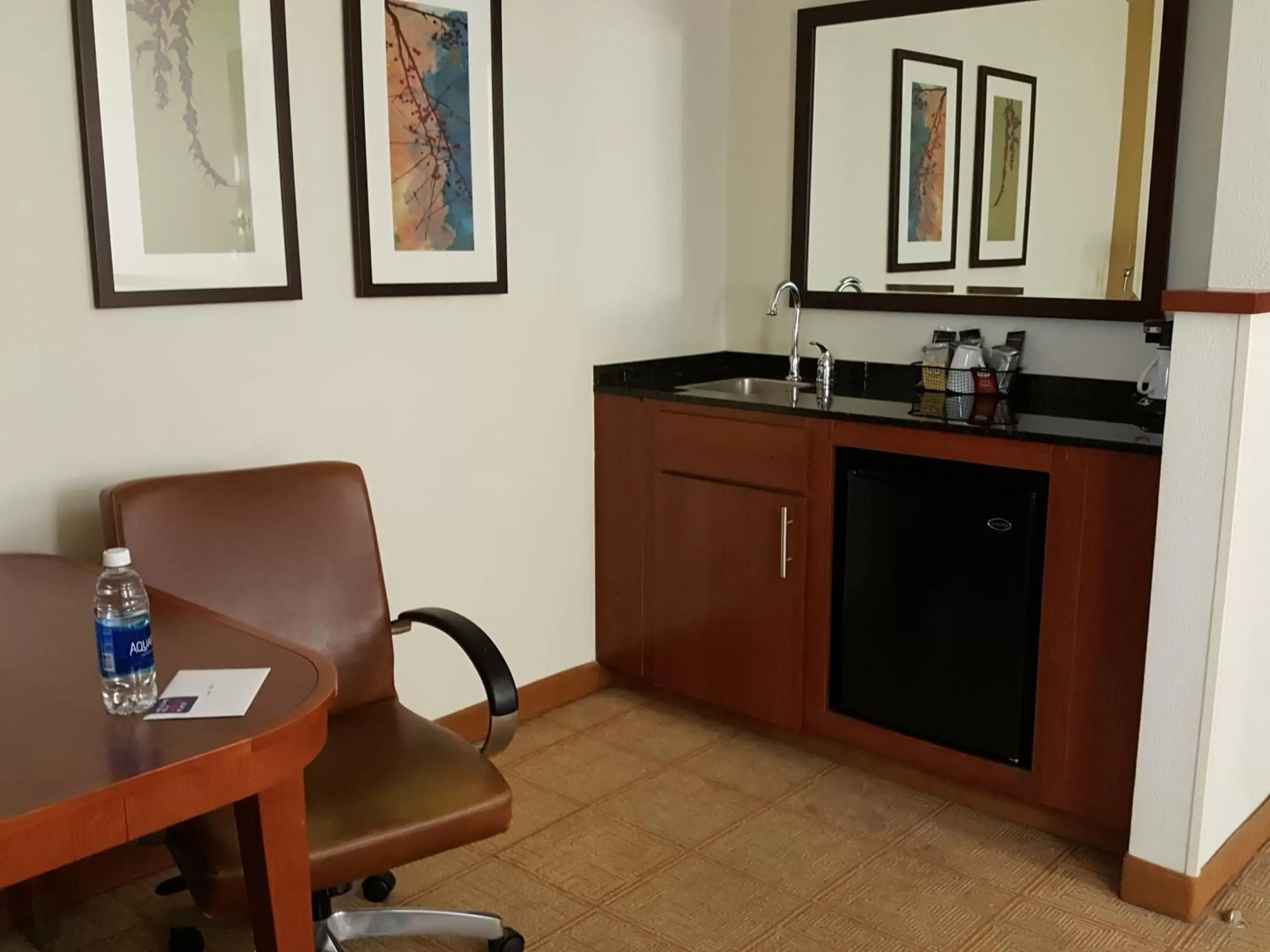 Double Room with Two Double Beds and Sofa Bed in Hyatt Place Tempe Phoenix Airport