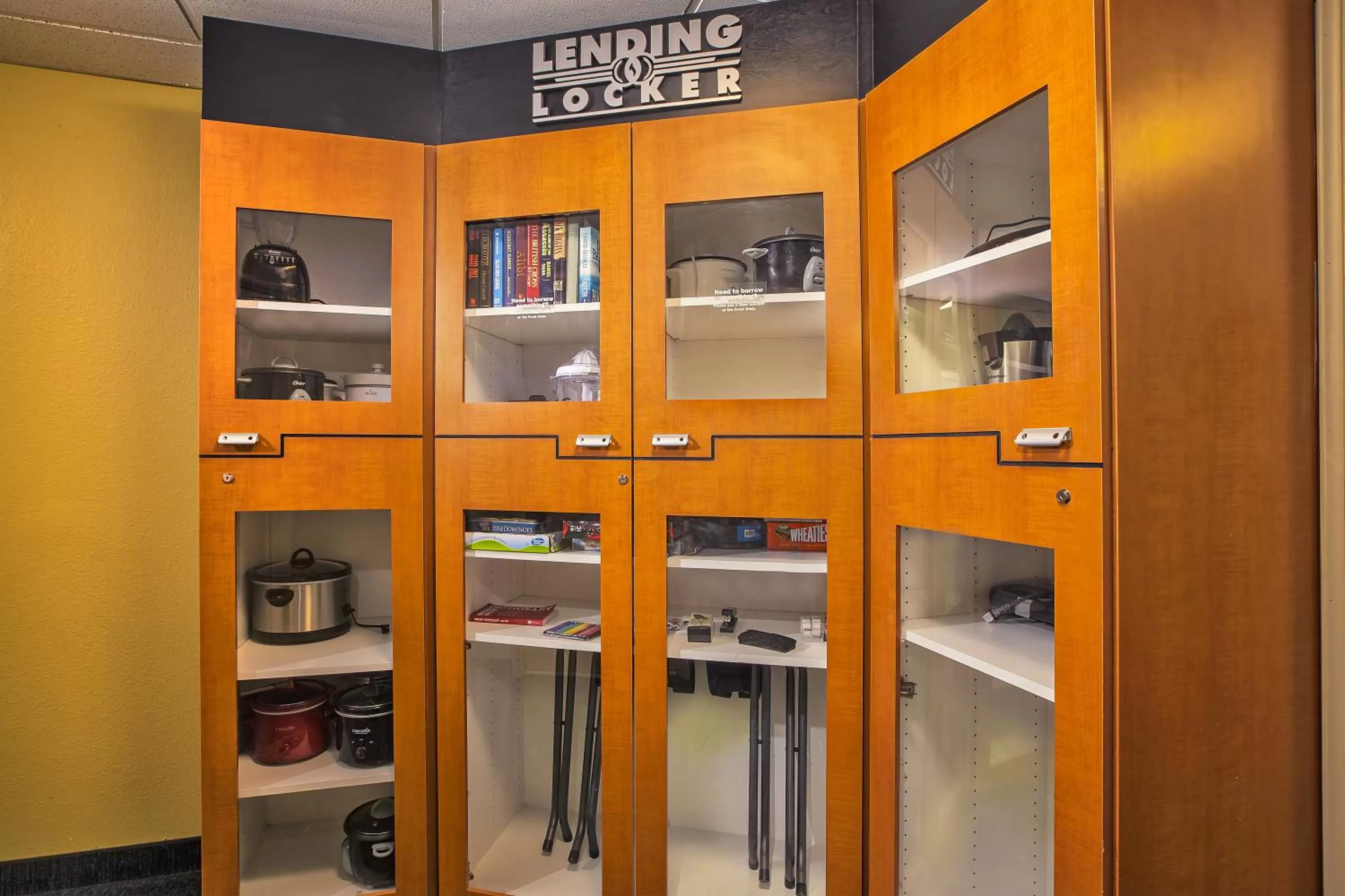 Lobby or reception in Candlewood Suites Indianapolis Northeast by IHG