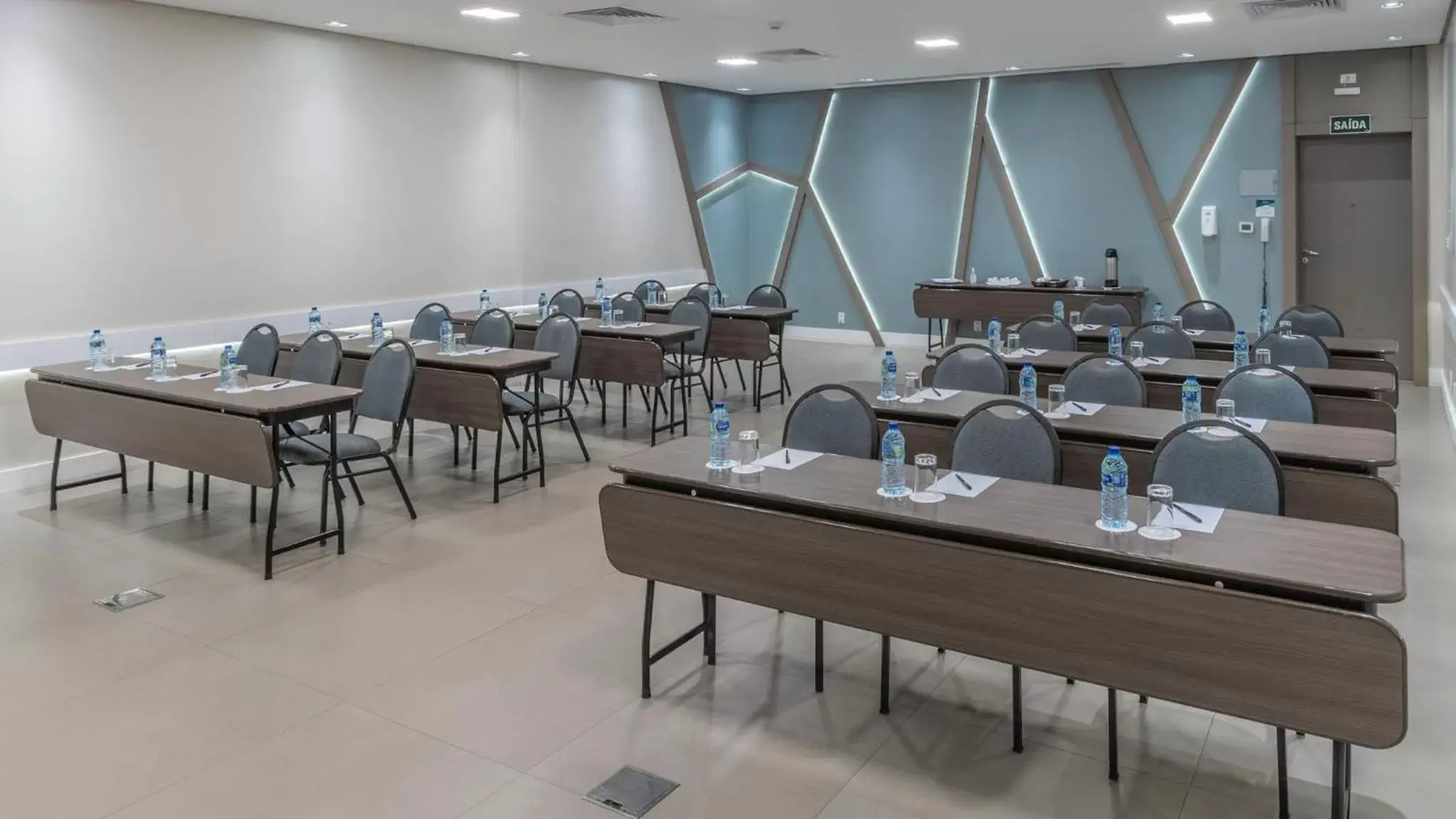 Meeting/conference room in Hotel Deville Prime Cuiabá