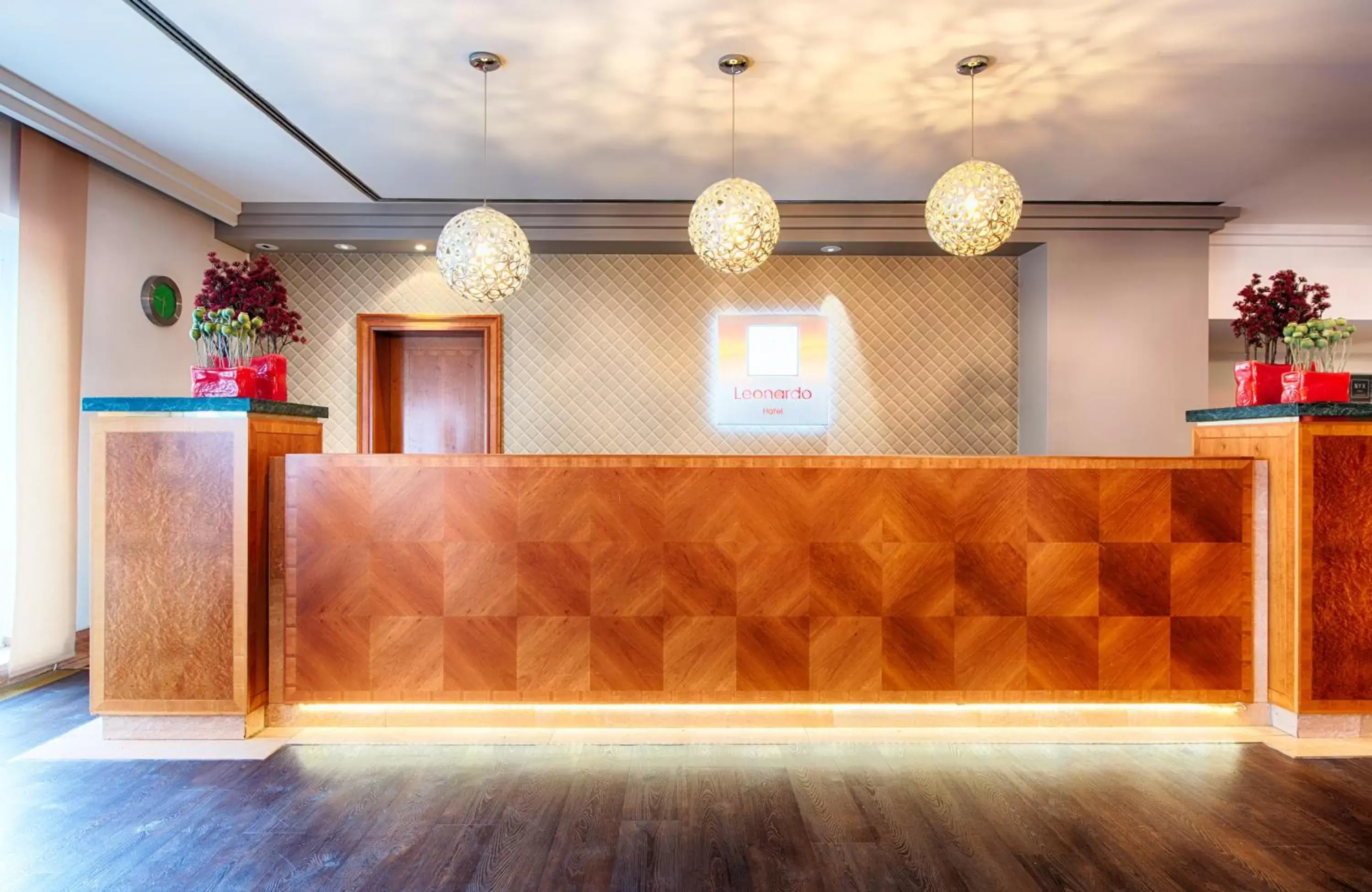 Lobby or reception in Leonardo Hotel Heidelberg Lobby or reception in Leonardo Hotel Heidelberg