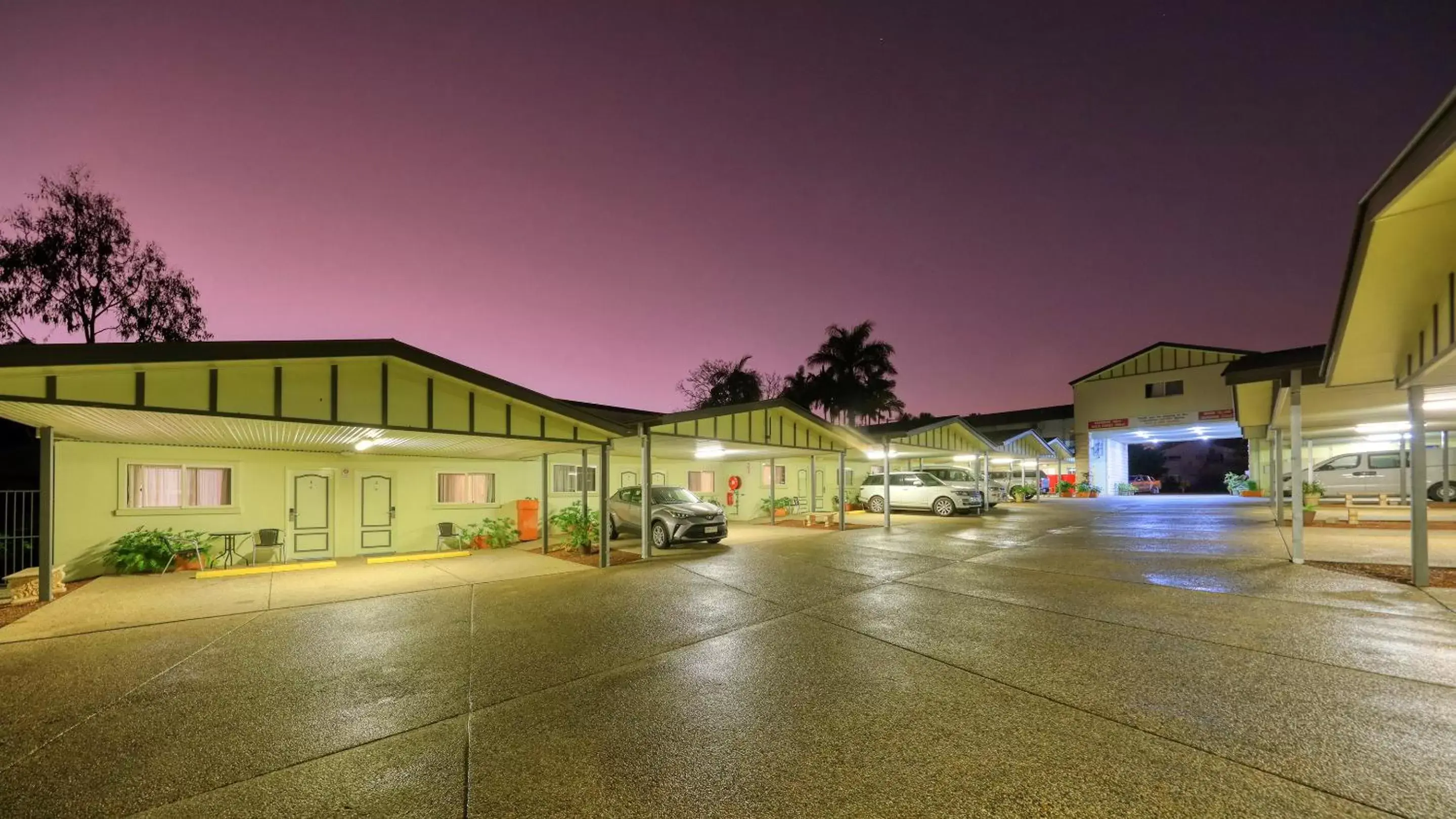 Property Building in Best Western Caboolture Gateway Motel