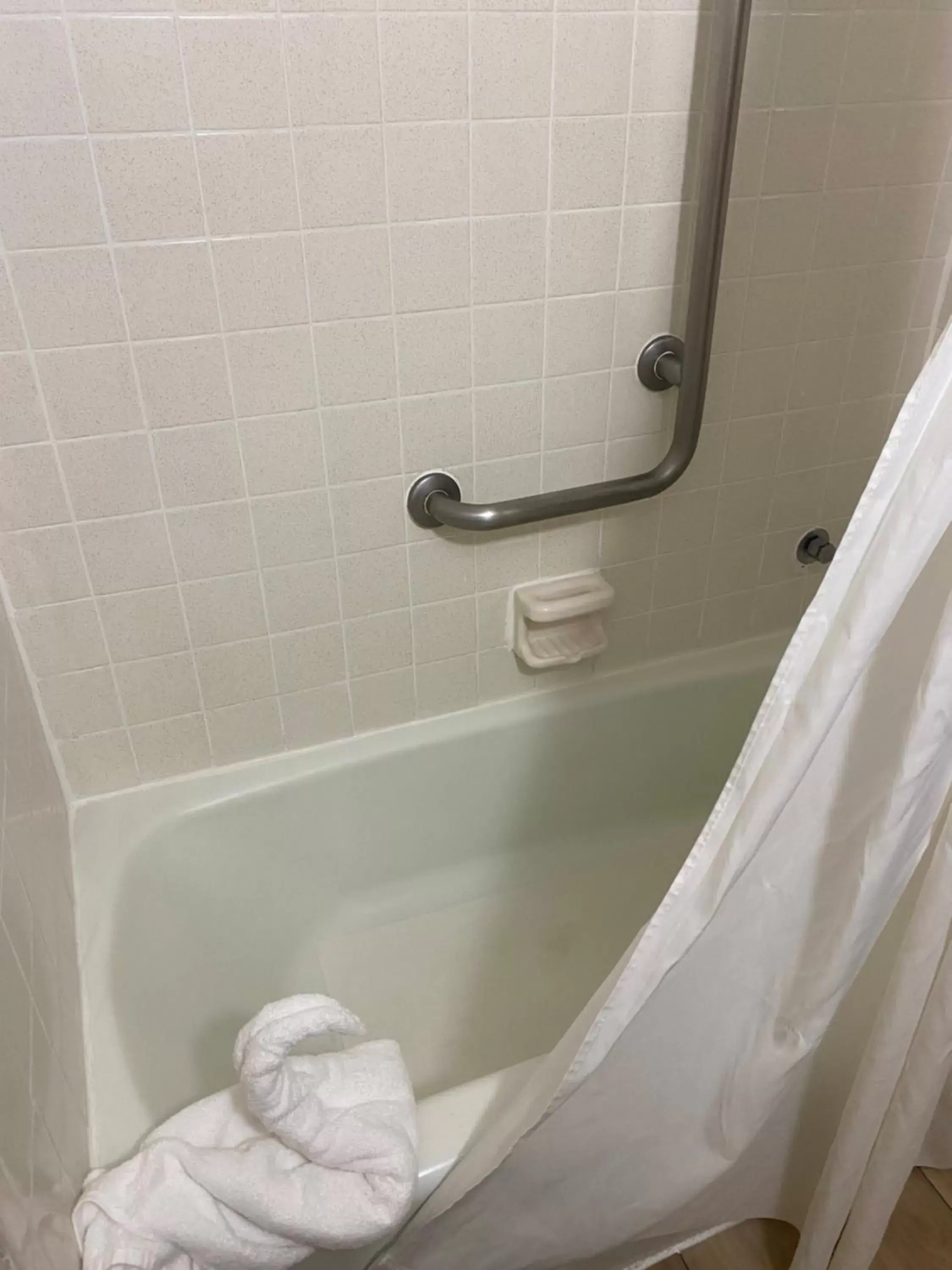 Shower, Bathroom in Days Inn by Wyndham Fort Pierce Midtown