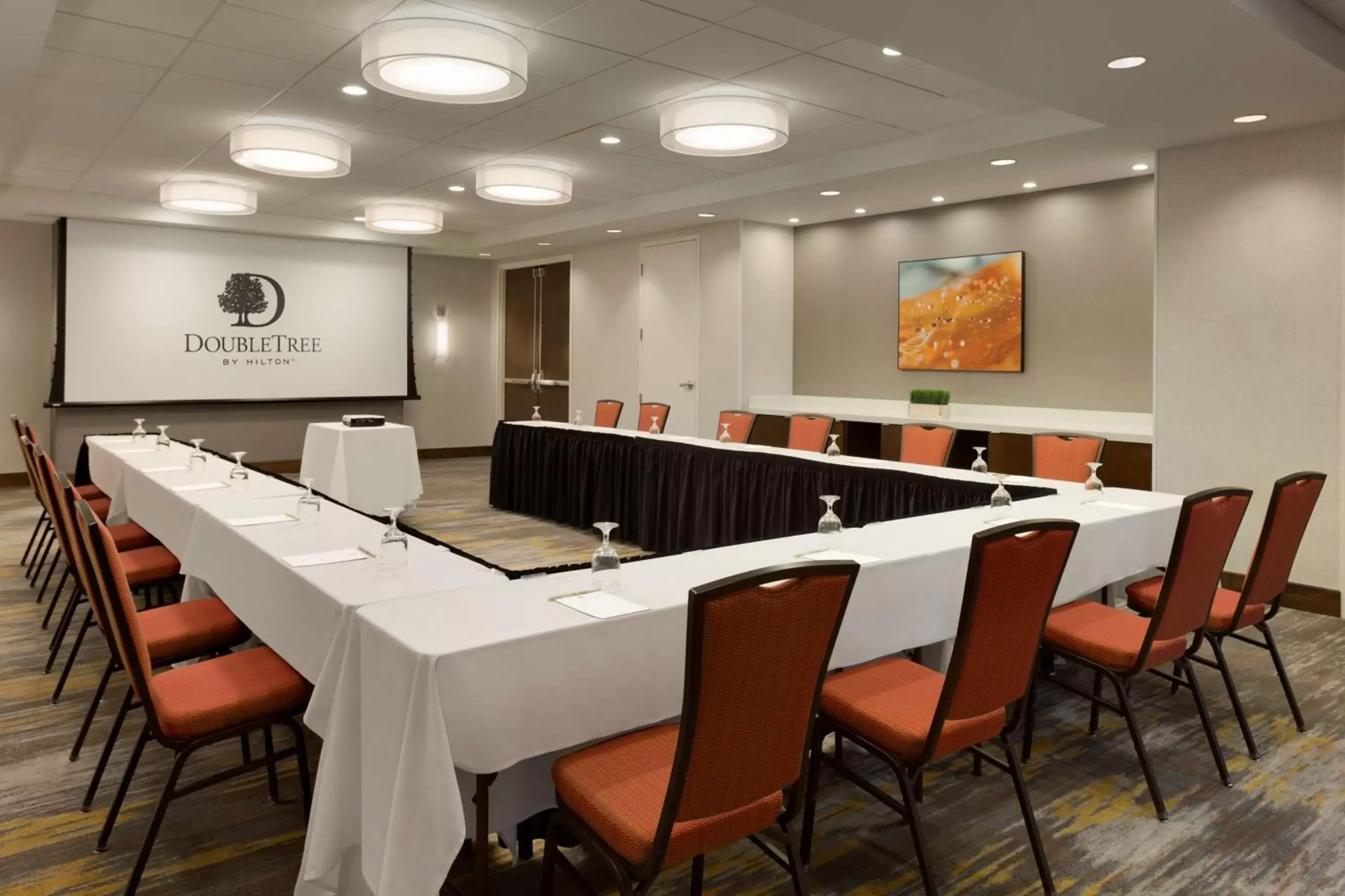 Meeting/conference room in DoubleTree by Hilton Bradley International Airport